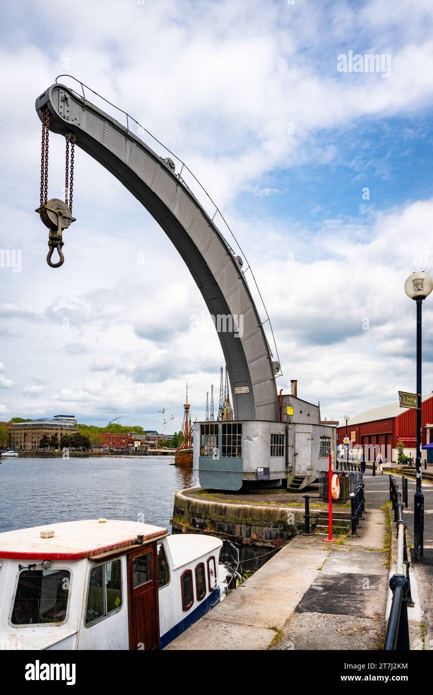 L'ultima gru a vapore Fairbairn sopravvissuta (1878), in condizioni operative al Wapping Railway Wharf, Bristol Floating Harbour. Bristol, Inghilterra, Regno Unito. Foto Stock