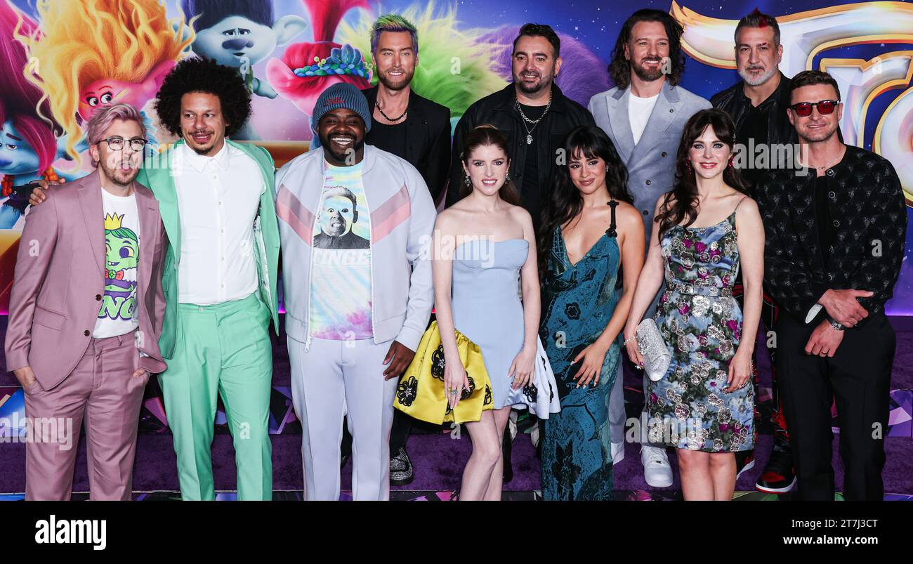 Hollywood, Stati Uniti. 15 novembre 2023. HOLLYWOOD, LOS ANGELES, CALIFORNIA, USA - 15 NOVEMBRE: Christopher Mintz-Plasse, Eric Andre, Ron Funches, Lance Bass, Anna Kendrick, Chris Kirkpatrick, Camila Cabello, JC Chasez, Zooey Deschanel, Joey Fatone e Justin Timberlake arrivano al Los Angeles Special Screening di DreamWorks Animation and Universal Pictures 'Trolls Band Together' tenutosi al TCL Chinese Theatre IMAX il 15 novembre 2023 a Hollywood, Los Angeles, California, Stati Uniti. (Foto di Xavier Collin/Image Press Agency) credito: Image Press Agency/Alamy Live News Foto Stock