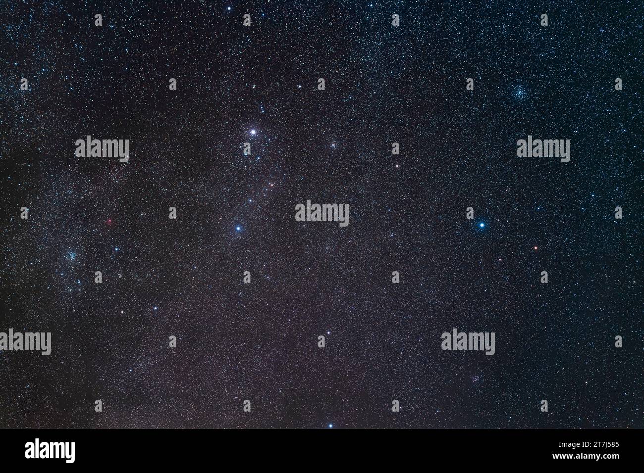 Questa è una cornice della maggior parte della costellazione di Perseo, con la regione centrale, il gruppo di stelle chiamato Perseo OB Association che circonda Alph Foto Stock
