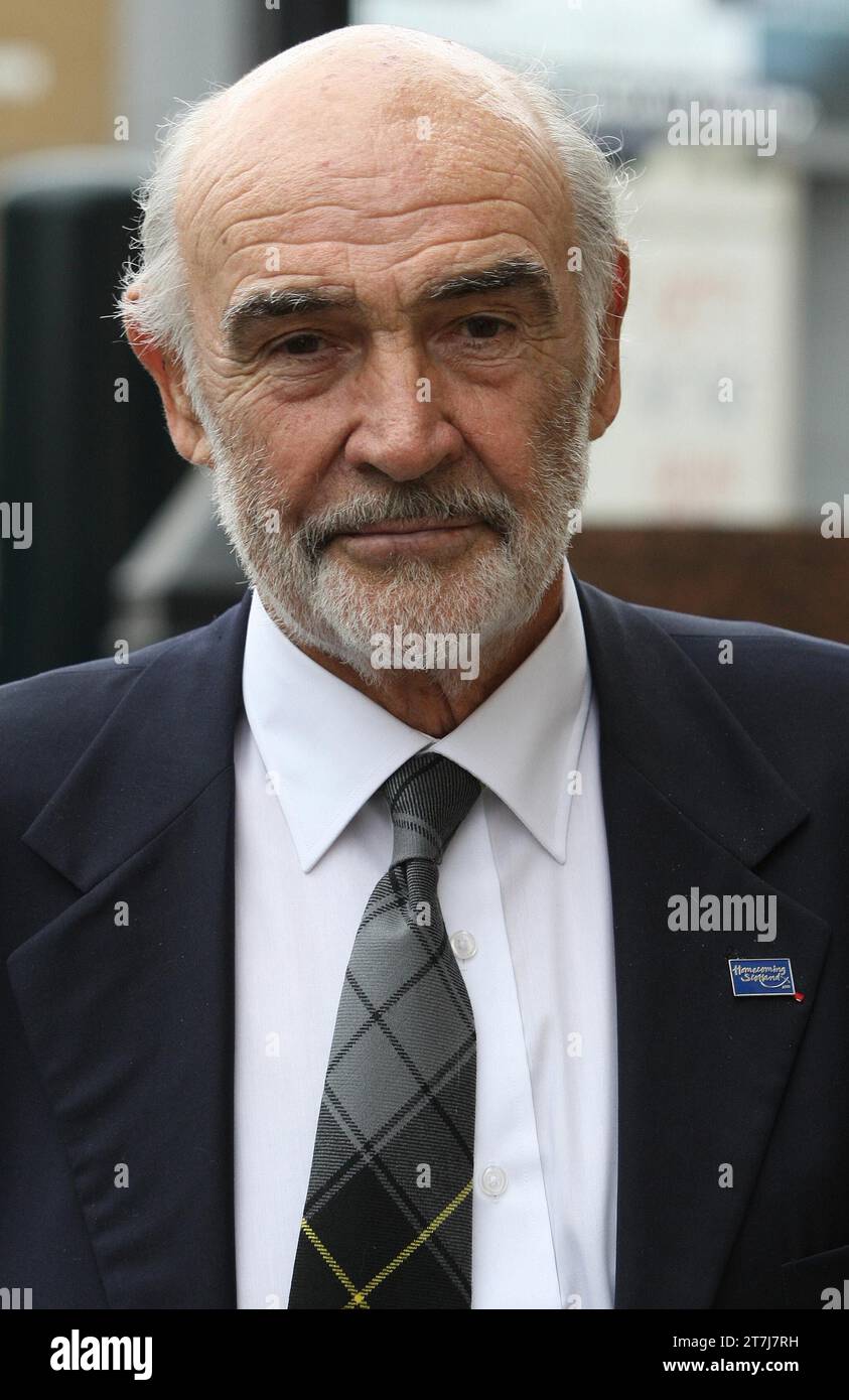 Foto del file datata 28/06/09 di Sir Sean Connery, come fondazione che lo onora sta sostenendo una scuola di cinema in espansione in Scozia. Foto Stock