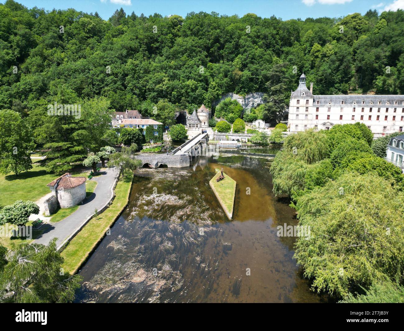 Brantome Francia in Dordogna città medievale drone, aereo Foto Stock