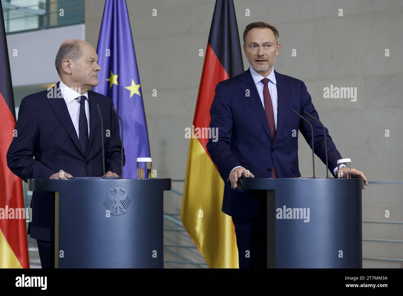 Berlino, Germania, 15 novembre 2023. Christian Lindner, ministro federale delle Finanze tedesco, durante la conferenza stampa alla Cancelleria. Foto Stock