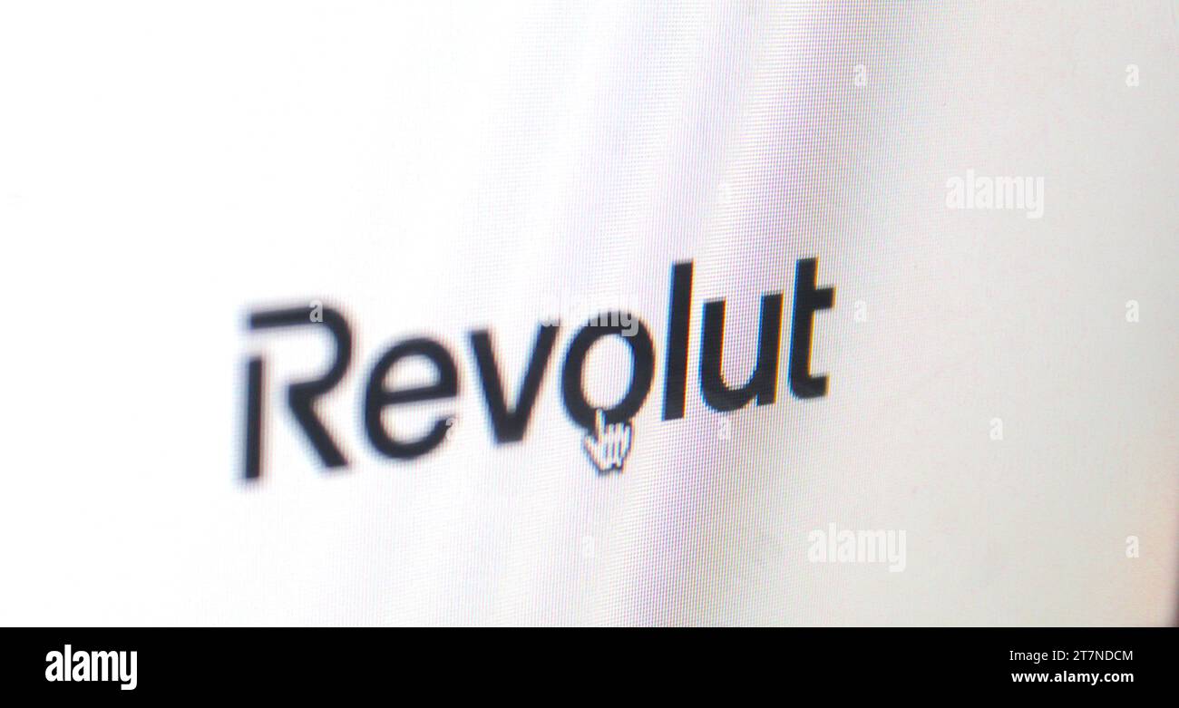 Una foto del logo finanziario Revolut sullo schermo di un computer. Foto Stock