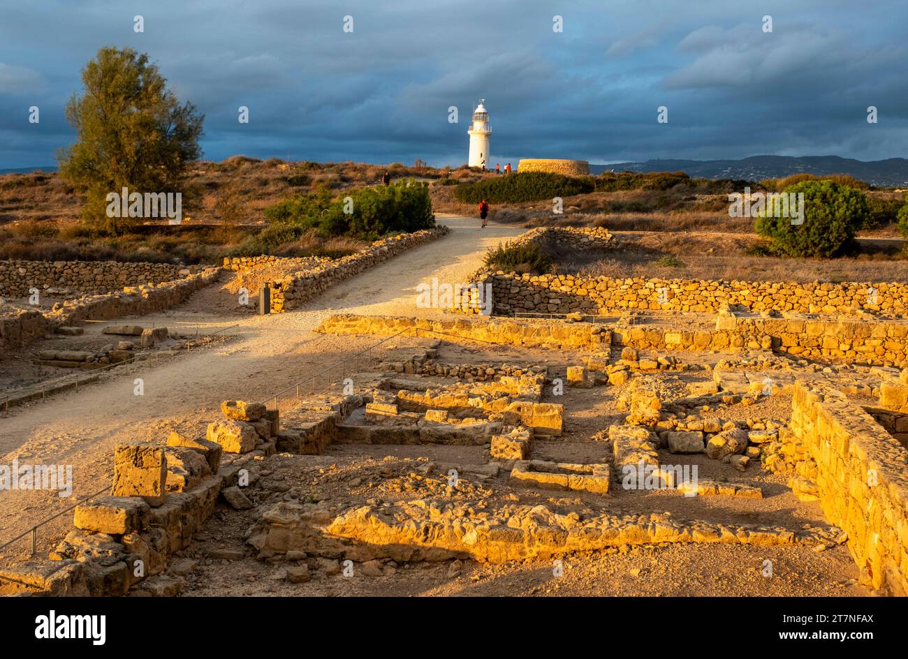 Il faro di Paphos all'interno del sito archeologico di Paphos, Kato Paphos, Cipro. Foto Stock