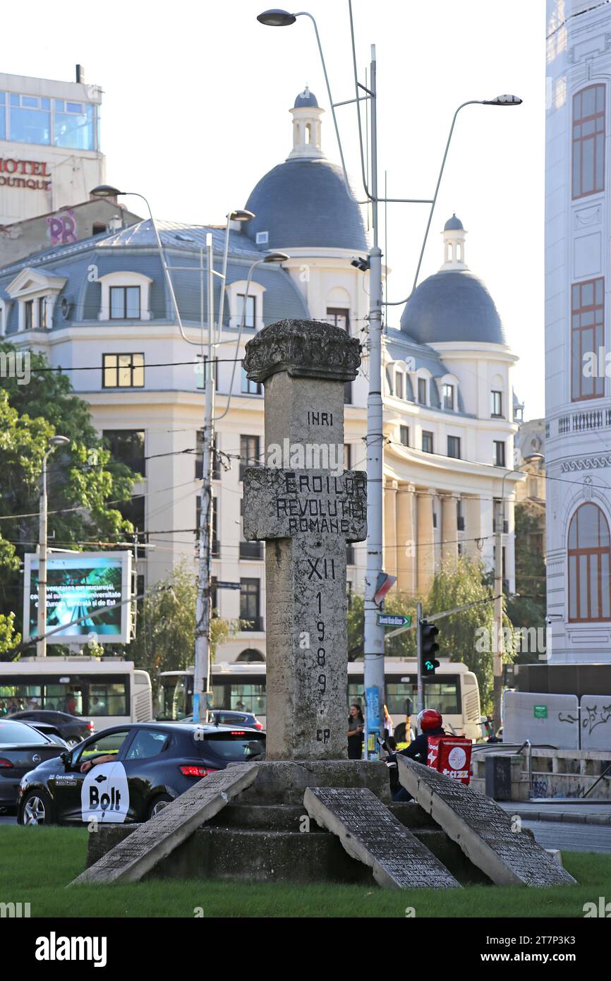 Monumento agli Eroi della Rivoluzione del 1989, Bulevardul Nicolae Bălcescu, centro storico, Bucarest, Romania, Europa Foto Stock