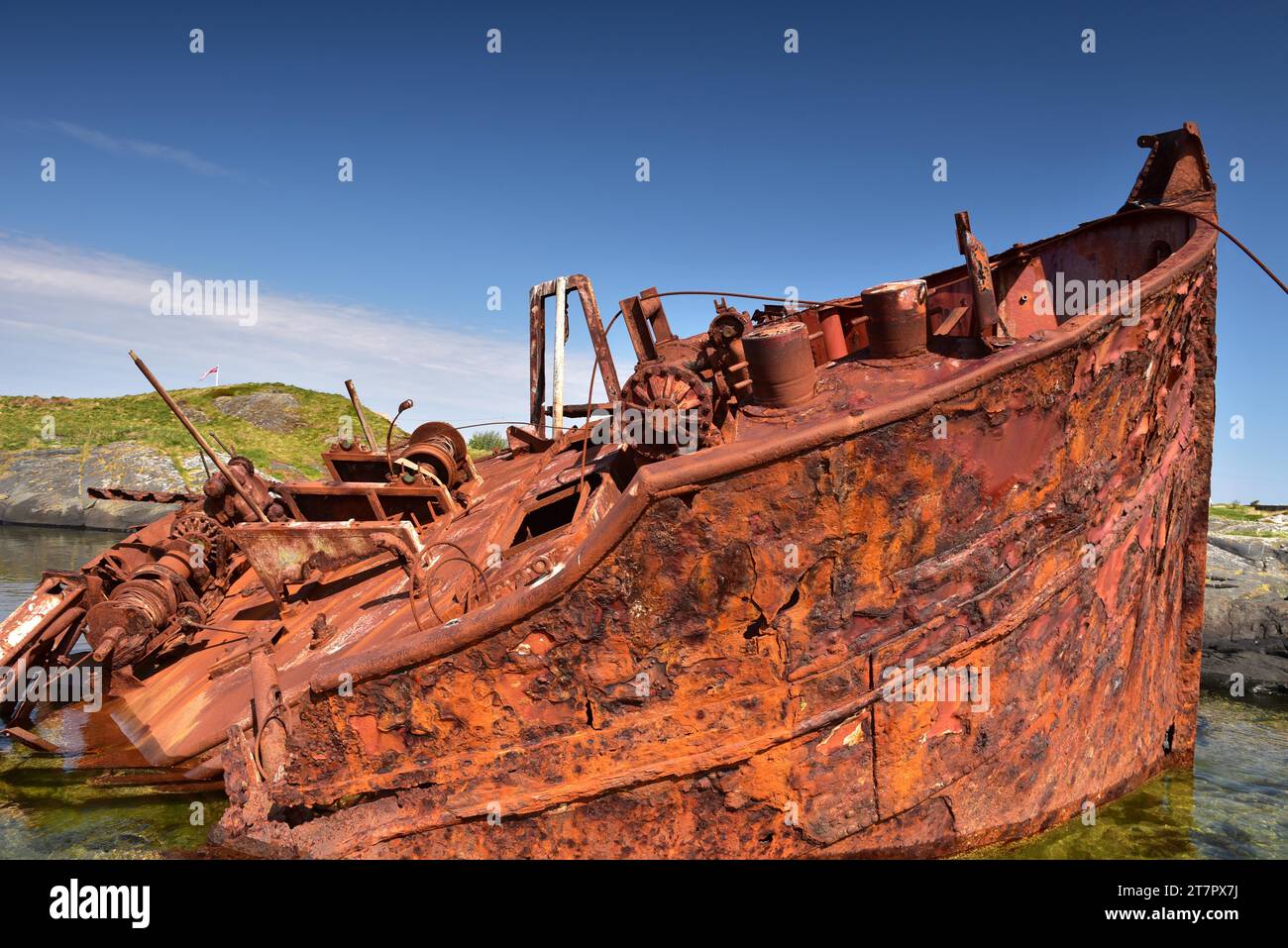 Naufragio sulla Atlantic Road in Norvegia Foto Stock