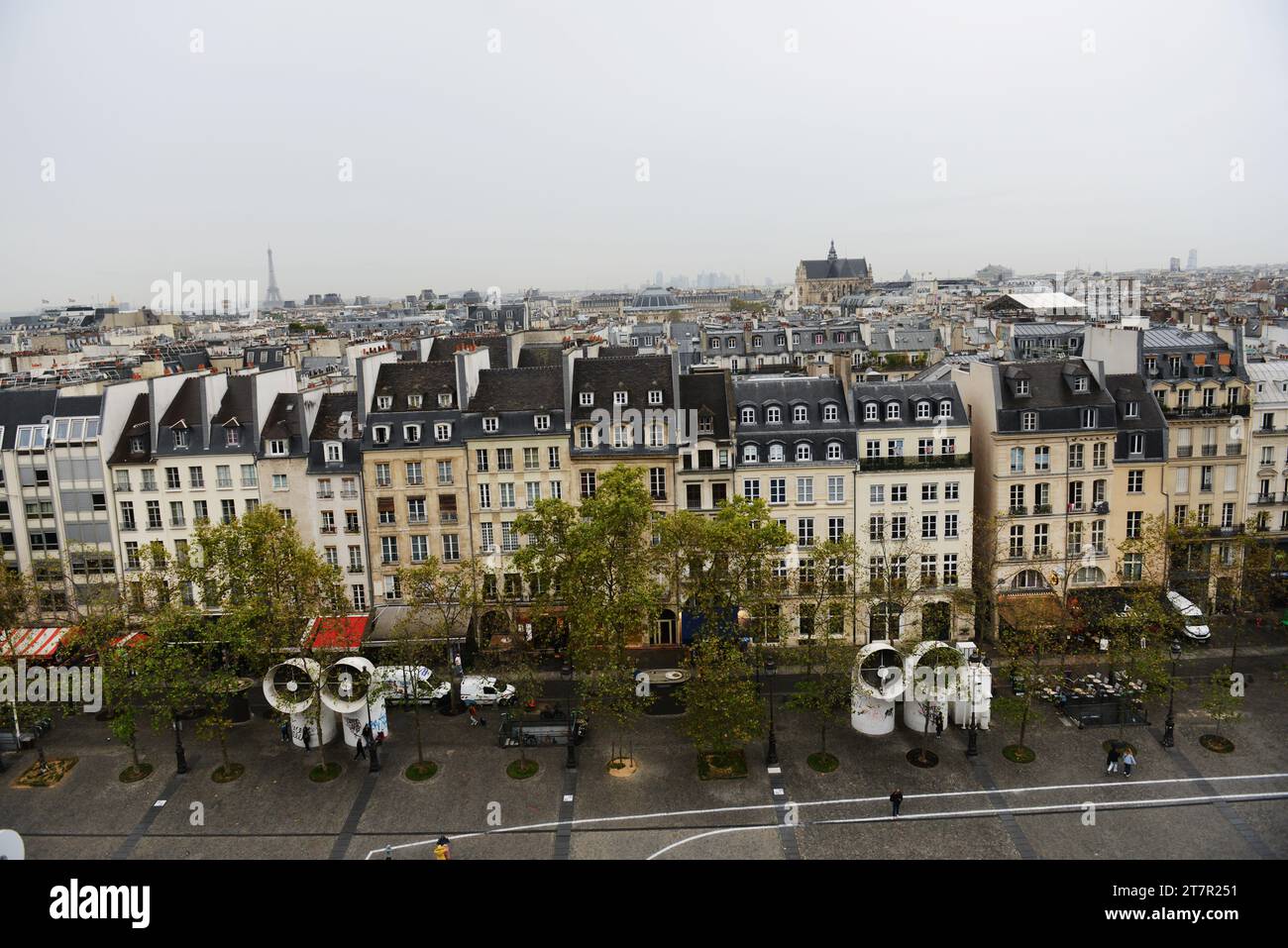 Place georges pompidou vista dal centro Pompidou di Parigi, Francia. Foto Stock