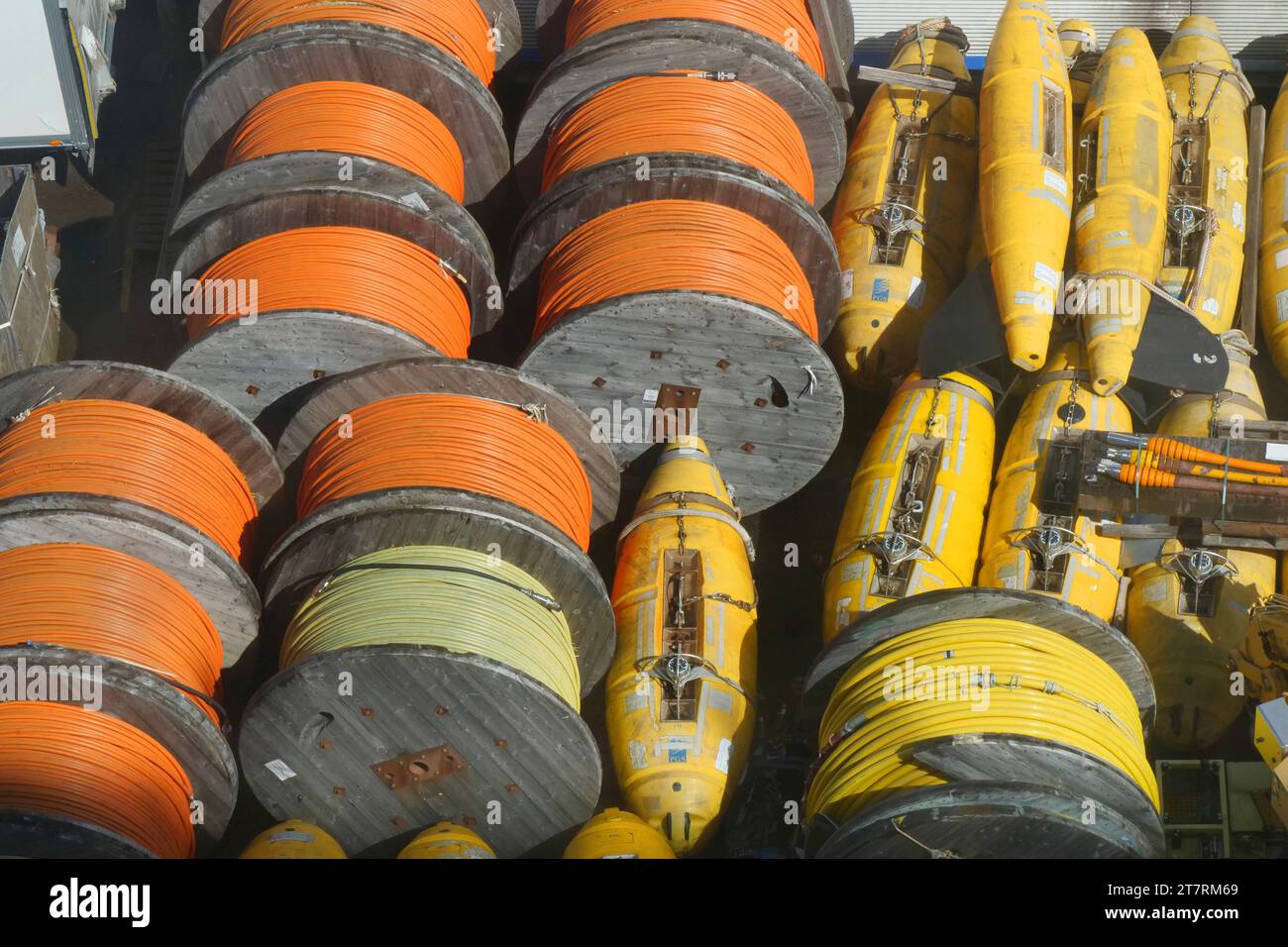 Schiffsausruester im Hafen von Bergen, Norwegen. Schiffsausruester *** Candlery navale nel porto di Bergen, Norvegia Candlery nave credito: Imago/Alamy Live News Foto Stock