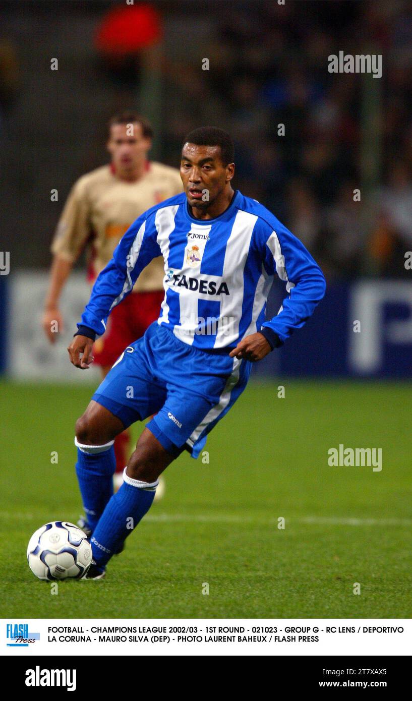 CALCIO - CHAMPIONS LEAGUE 2002/03 - 1° ROUND - 021023 - GRUPPO G - OBIETTIVO RC / DEPORTIVO LA CORUNA - MAURO SILVA (DEP) - FOTO LAURENT BAHEUX / FLASH PRESS Foto Stock