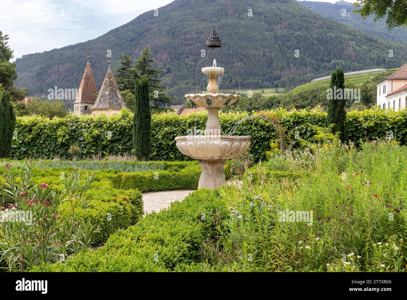 Giardino del Convento di Neustift, Bressanone, alto Adige, Italia, Europa Foto Stock
