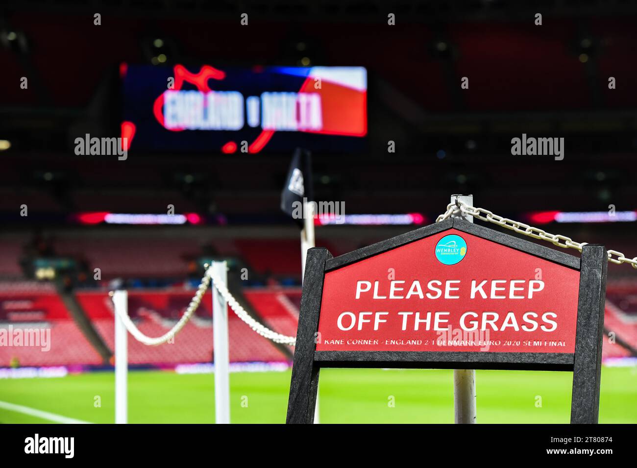 Vista generale all'interno dello stadio durante la partita di qualificazione del gruppo C dei Campionati europei UEFA tra Inghilterra e Malta al Wembley Stadium di Londra venerdì 17 novembre 2023. (Foto: Kevin Hodgson | mi News) crediti: MI News & Sport /Alamy Live News Foto Stock