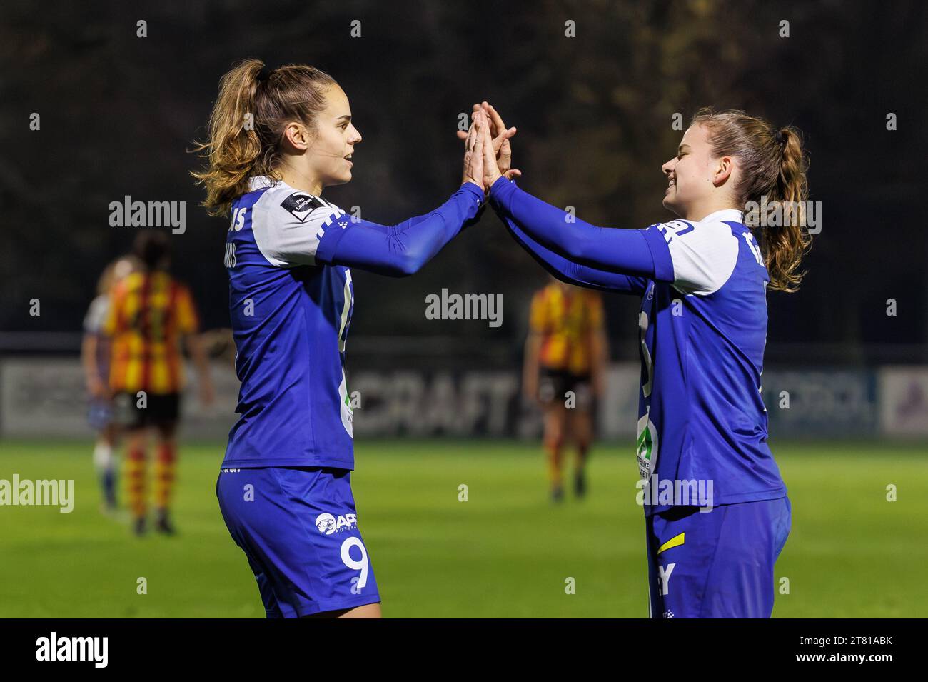 Gent, Belgio. 17 novembre 2023. La partita della Super League tra le squadre di calcio femminile KAA Gent Ladies e KV Mechelen, a Gent venerdì 17 novembre 2023. BELGA PHOTO KURT DESPLENTER Credit: Belga News Agency/Alamy Live News Foto Stock