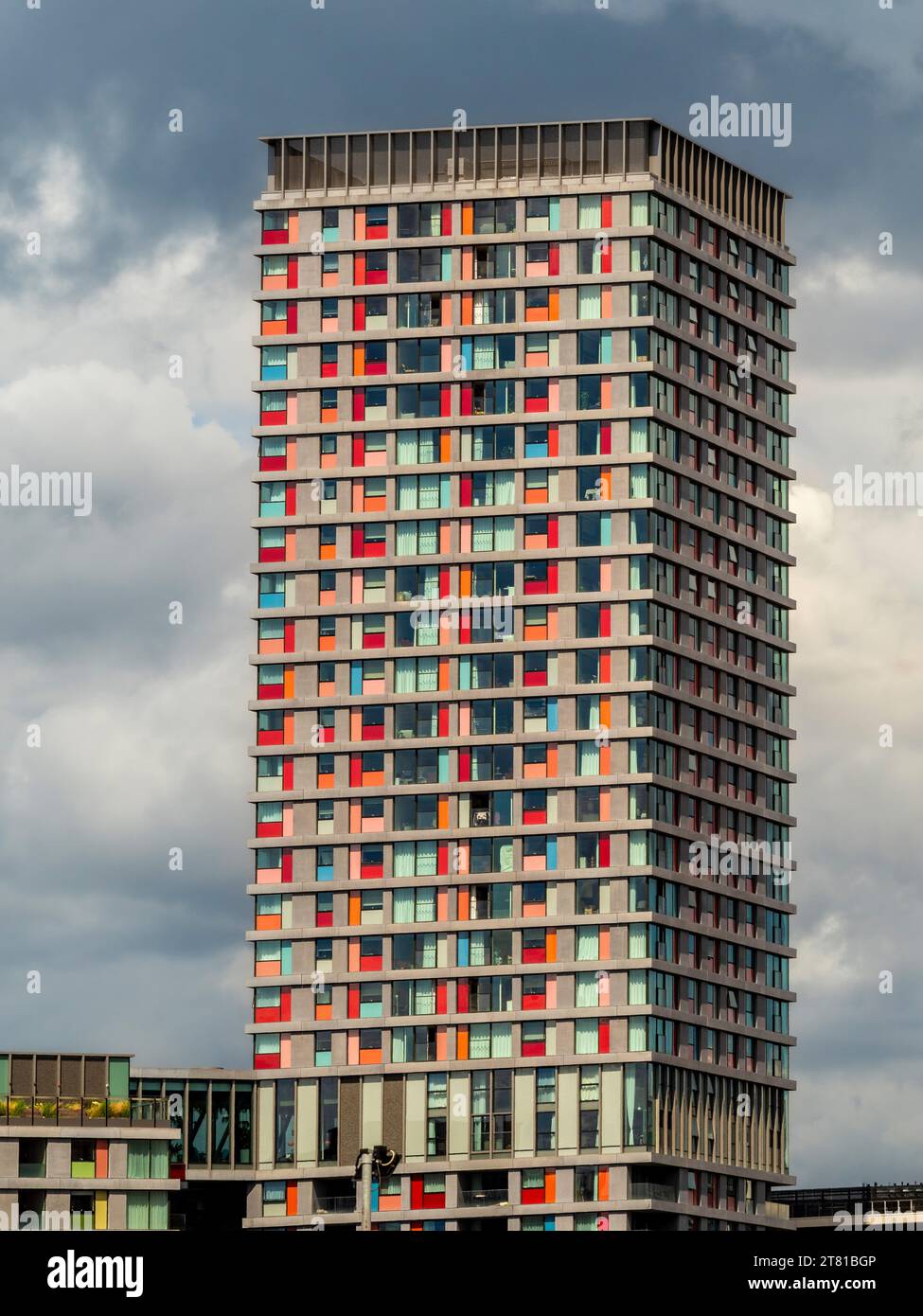 La Hightail Tower si trova nell'East Village, Olympic Park, Stratford, Londra, Regno Unito. Foto Stock
