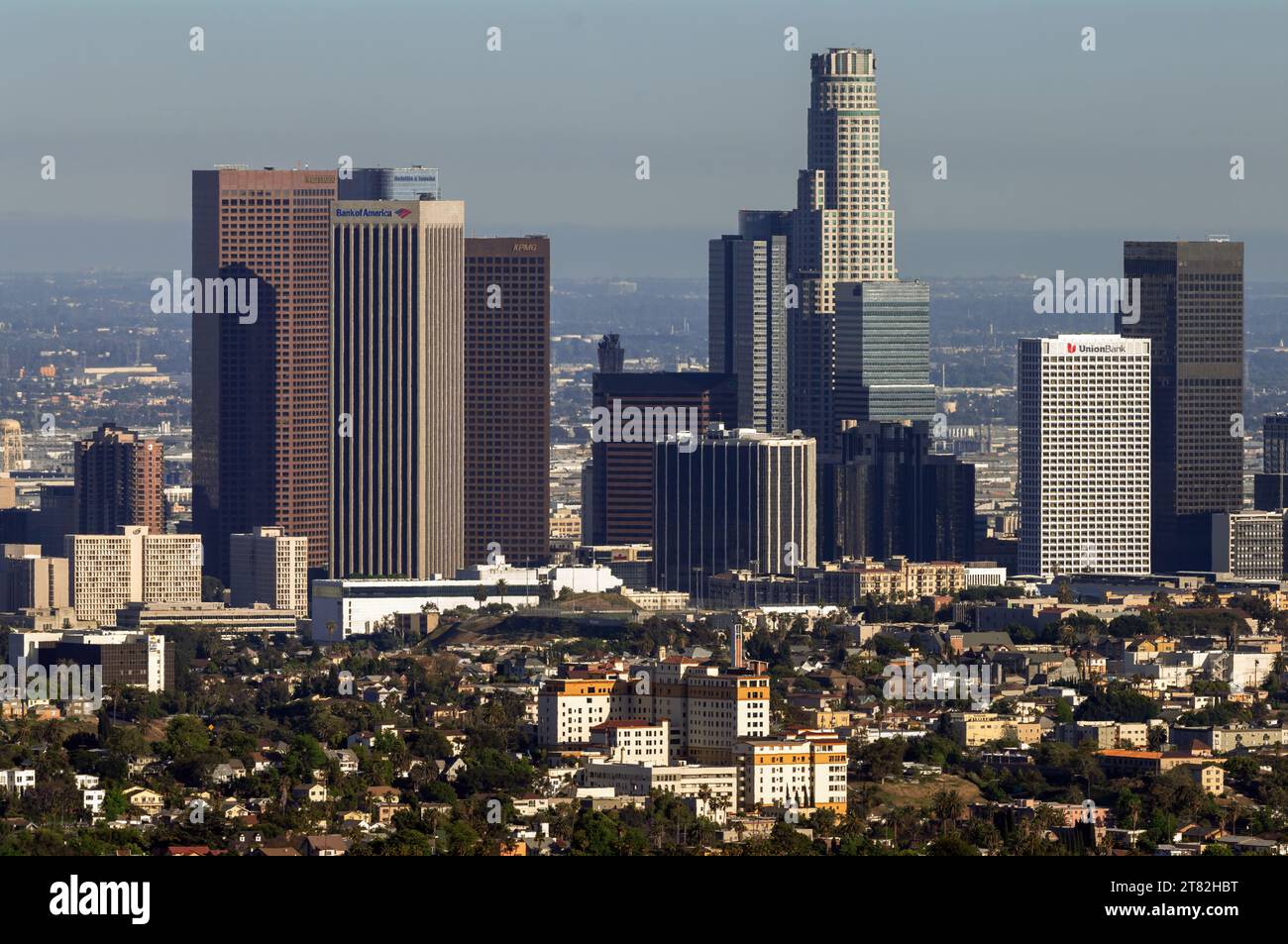 Un gruppo di grattacieli nel centro di Los Angeles, California, mostrati come apparvero oltre un decennio fa. Foto Stock