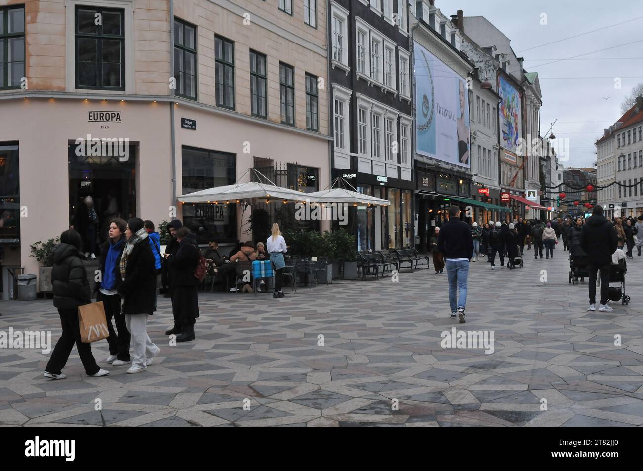Copenhagen, Danimarca /17 novembre 2023/ decorazione natalizia e stelle