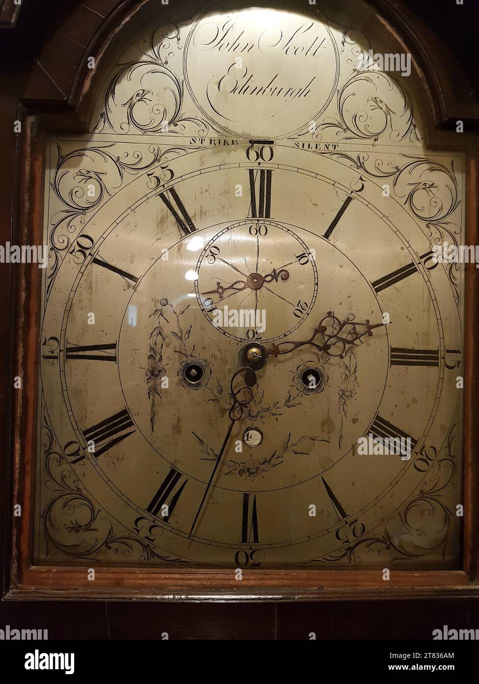 Primo piano di un orologio antico. Foto Stock