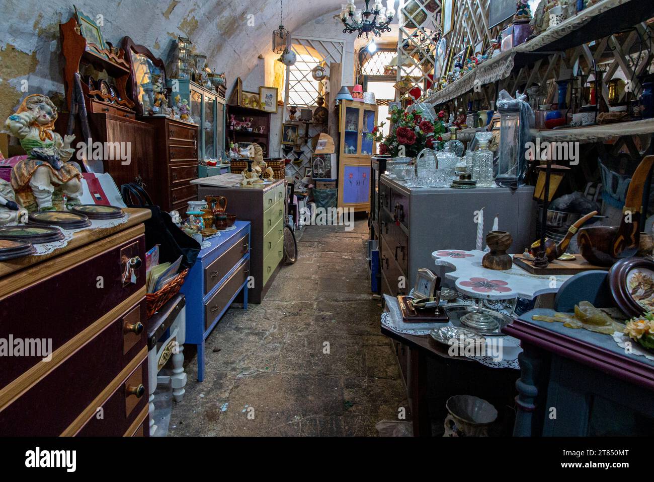 Un negozio di articoli di seconda mano a Malta Foto Stock