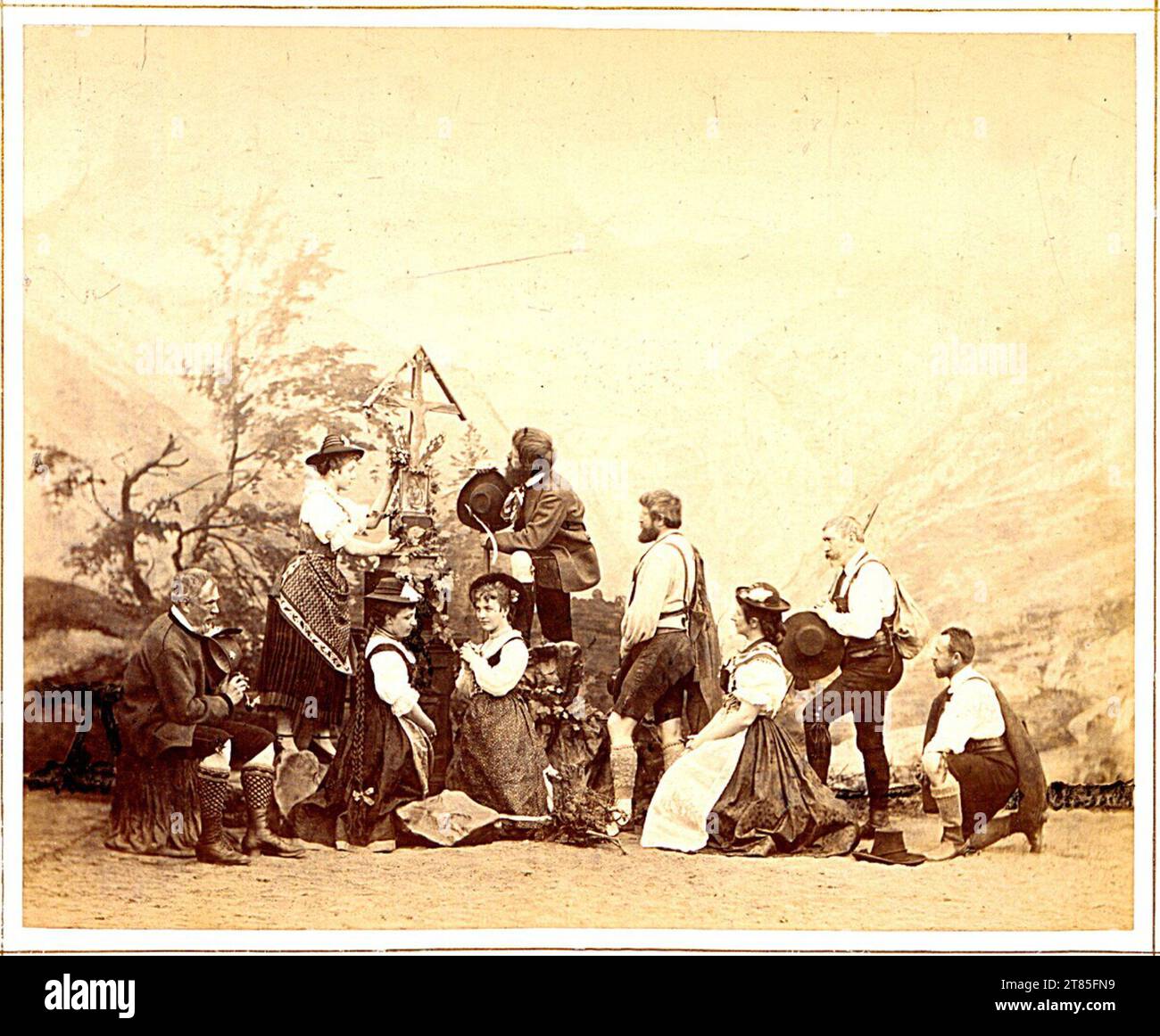 Heinrich (Jindrich) Eckert (Jindrich) Scene di uno spettacolo alla serata di festival del Club Alpino tedesco e austriaco, sezione di Praga. Carta di albumina, sulla scatola 1880 , 1880 Foto Stock