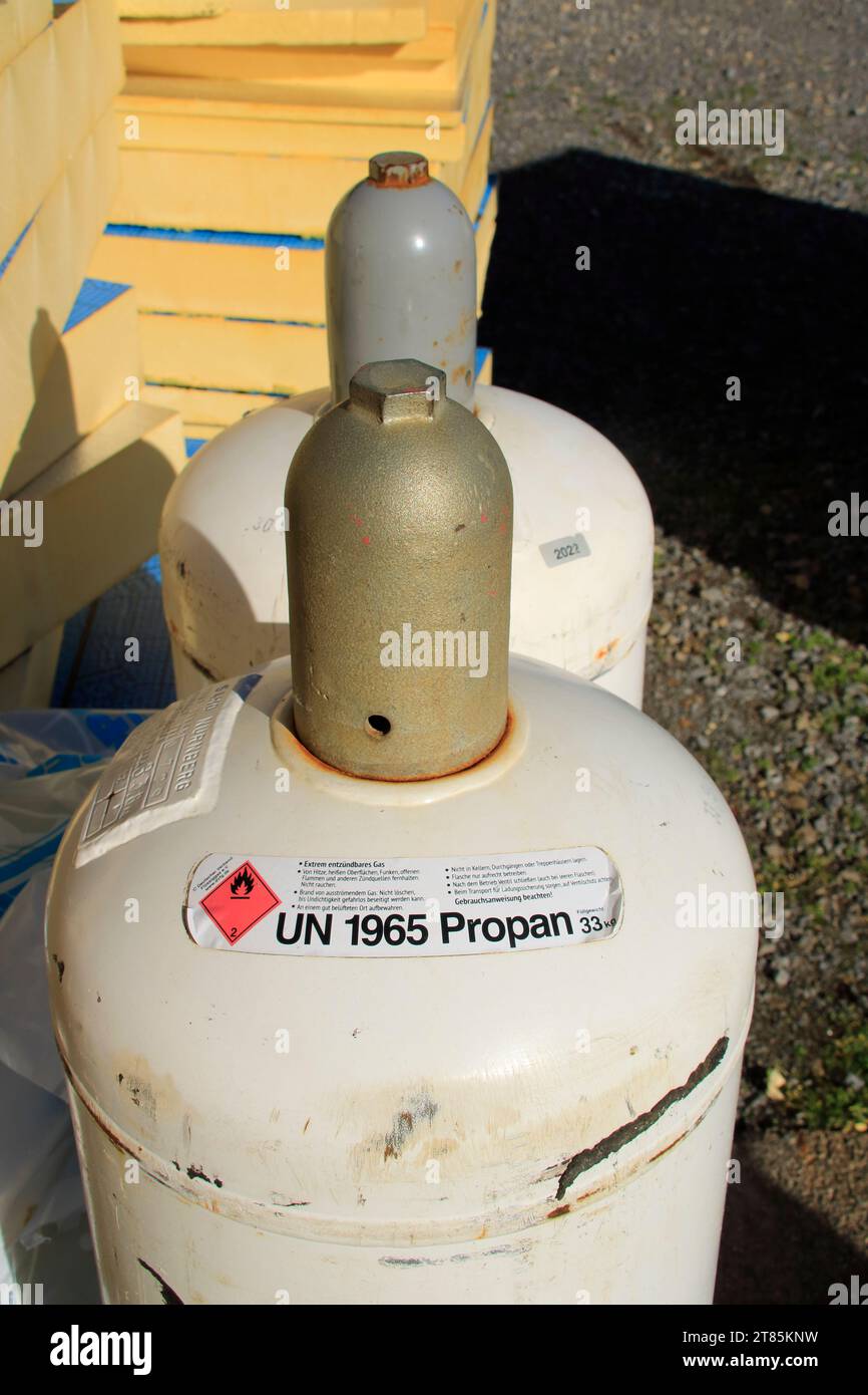 La valvola di una bombola di gas propano è protetta da un tappo Foto Stock