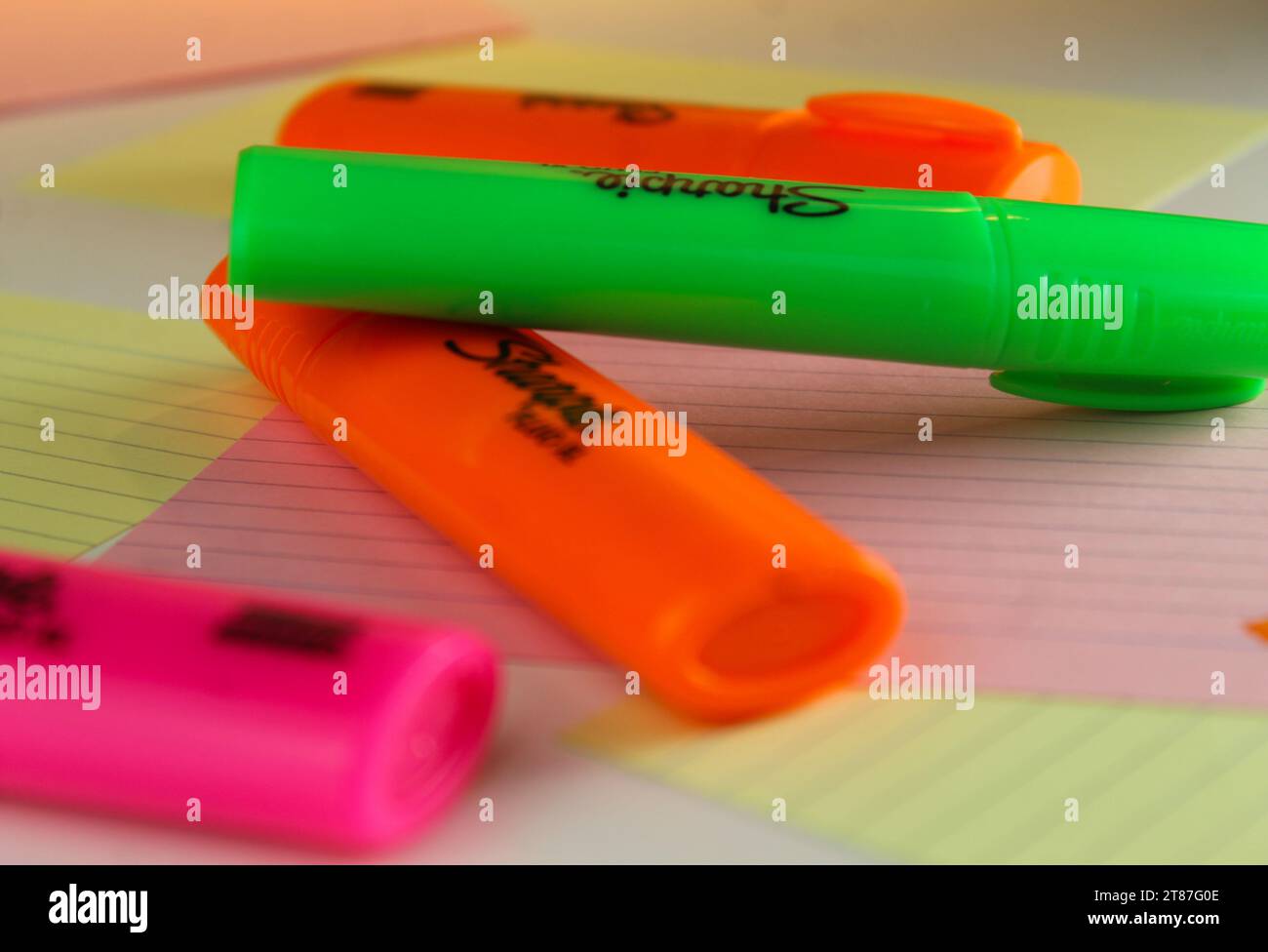 Pennarelli colorati disegno immagini e fotografie stock ad alta risoluzione  - Alamy
