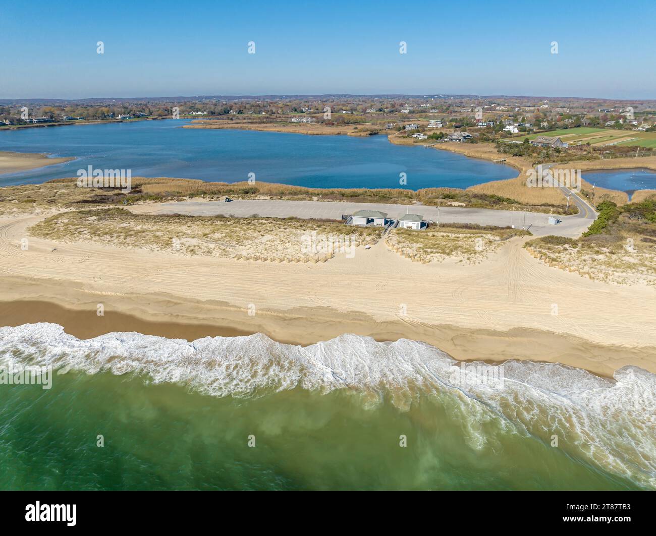 vista aerea della spiaggia principale di sagg Foto Stock