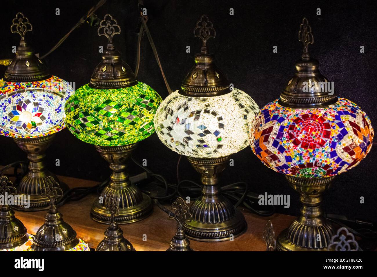 Lampade a mosaico colorato stile ottomano Lanterne Foto Stock