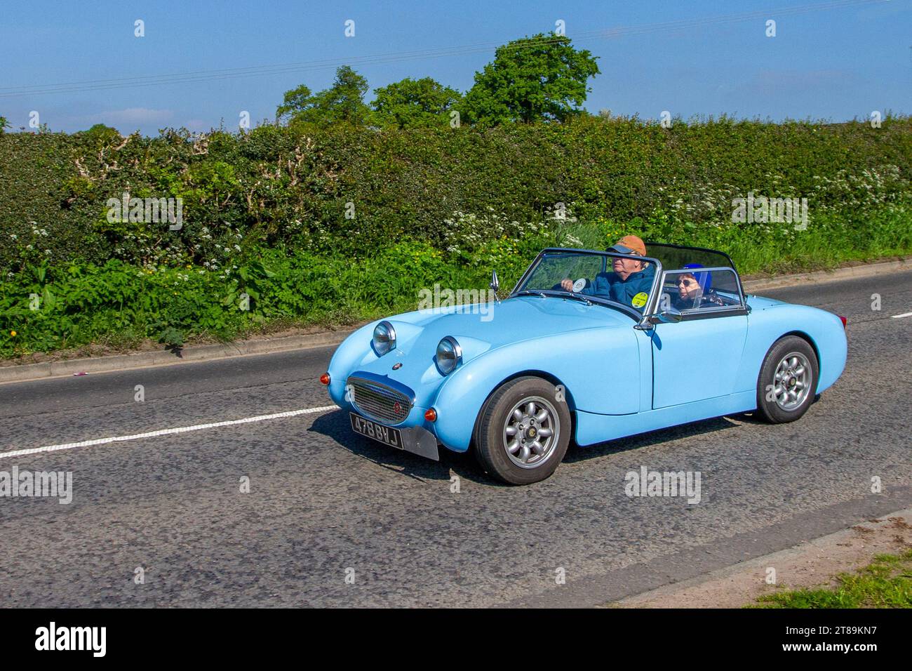 Anni '1959 50 Blue Austin Healey Frogeye Sprite; motori d'epoca britannici classici restaurati, collezionisti di automobili, appassionati di motori e auto d'epoca che viaggiano nel Cheshire, Regno Unito Foto Stock