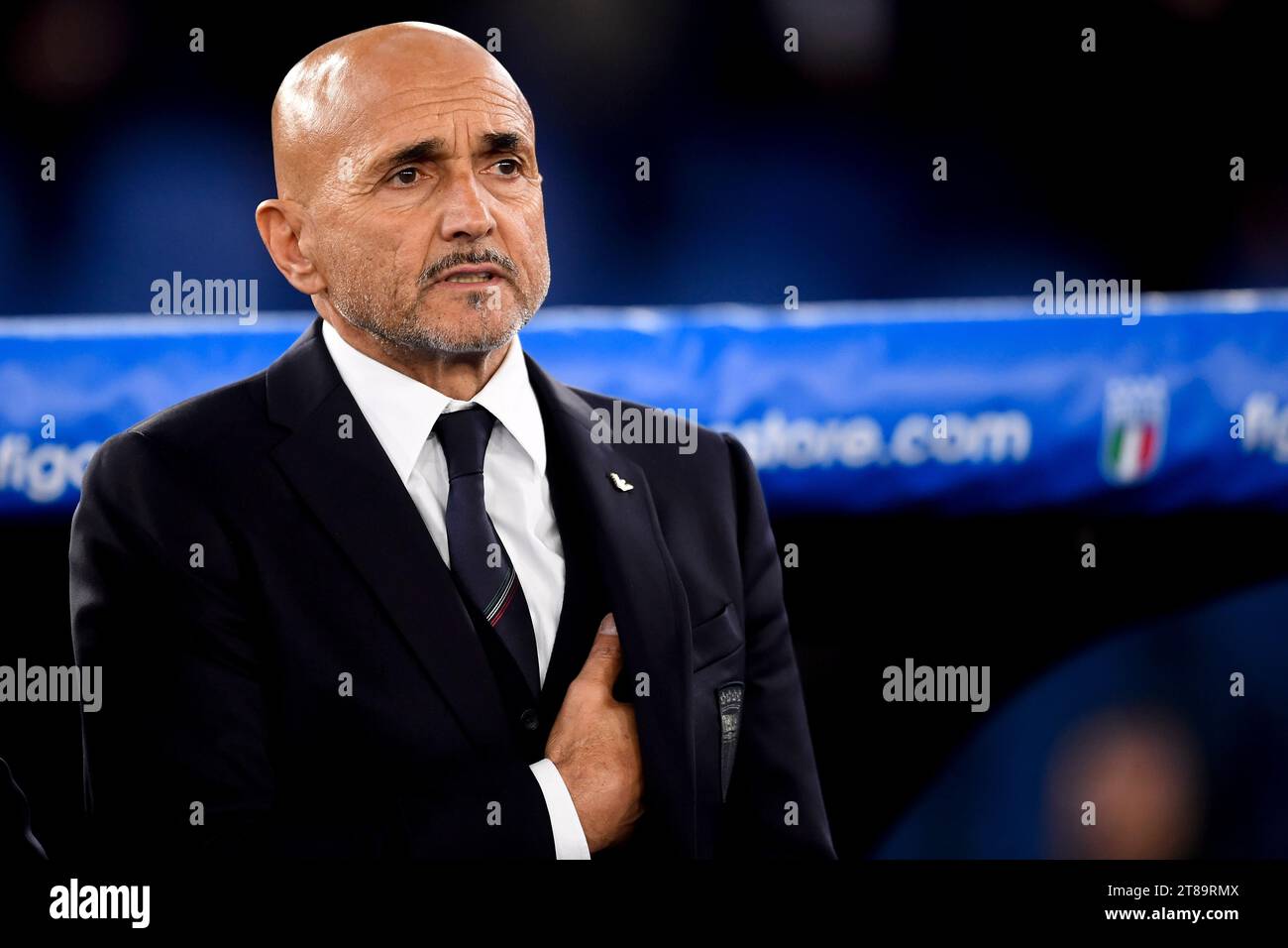 Luciano Spalletti capo allenatore dell'Italia durante la partita di