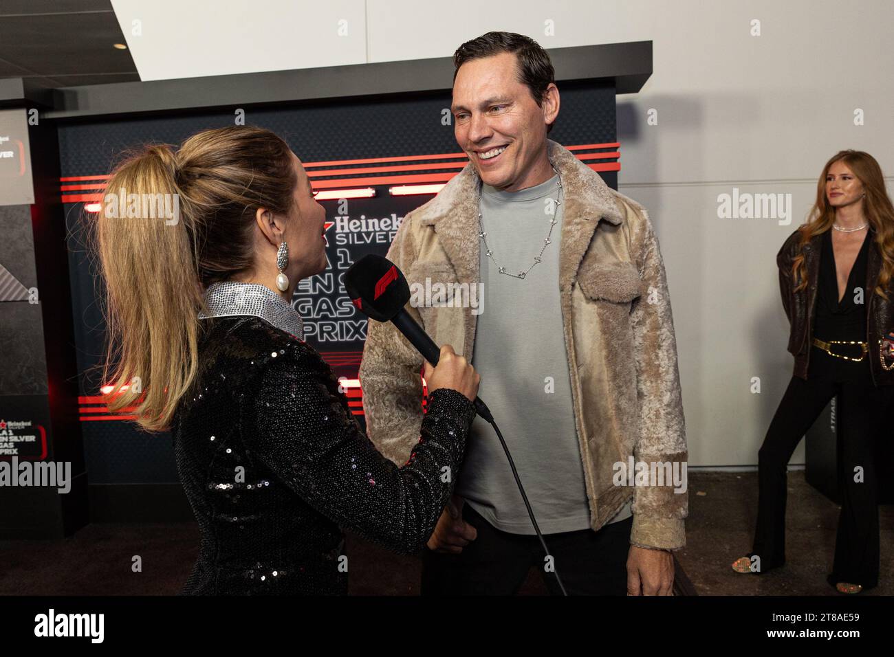 Las Vegas, Stati Uniti. 18 novembre 2023. Tiesto partecipa al Gran Premio di Formula 1 di Las Vegas, Nevada, il 18 novembre 2023 (foto di Travis Ball/Sipa USA) credito: SIPA USA/Alamy Live News Foto Stock