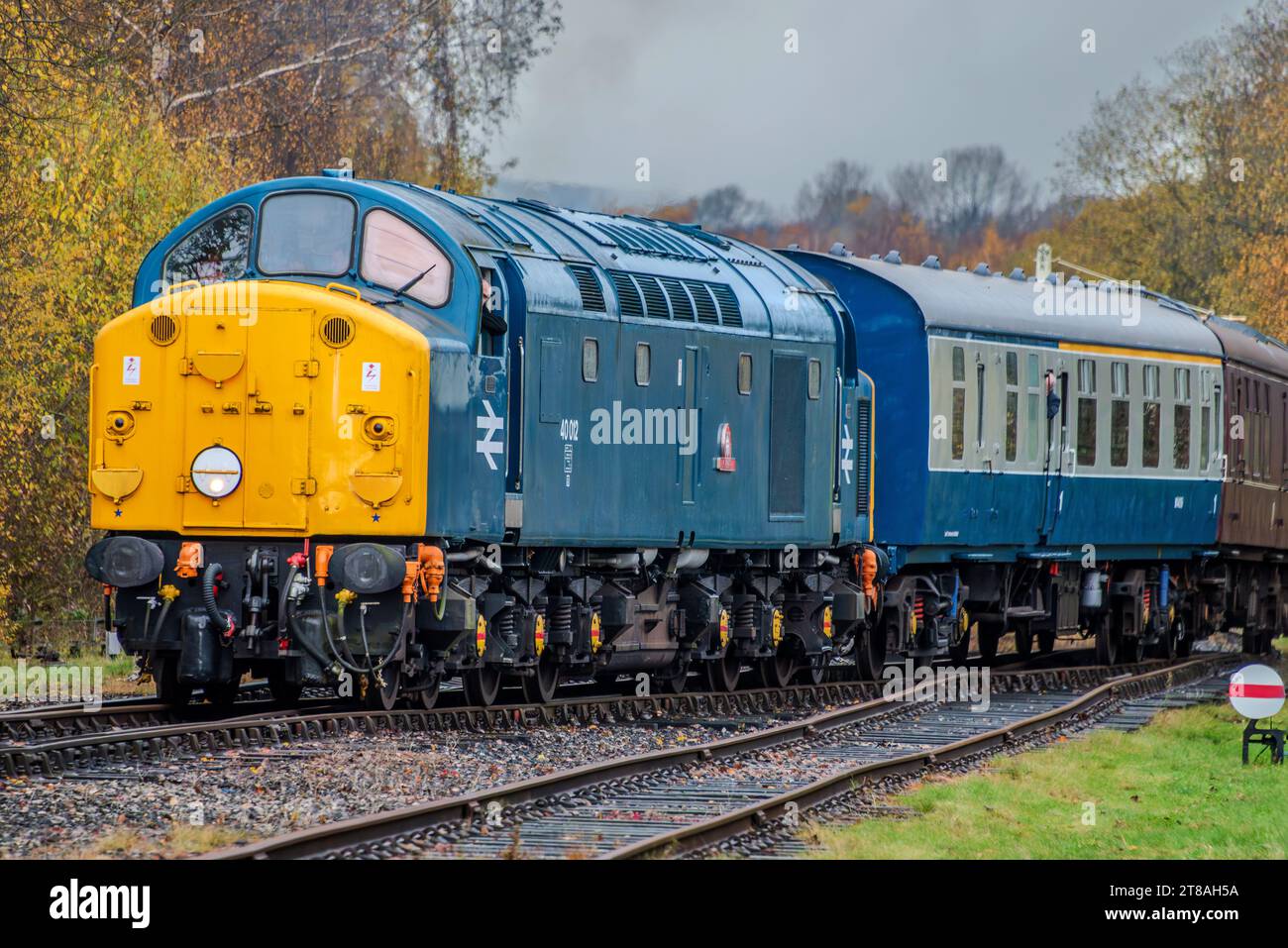 East lancashire Railway autunno DMU gala classe 40 locomotiva diesel elettrica chiamata Aureol Elder Dempster Lines che gestisce la navetta tra Ramsbottom Foto Stock