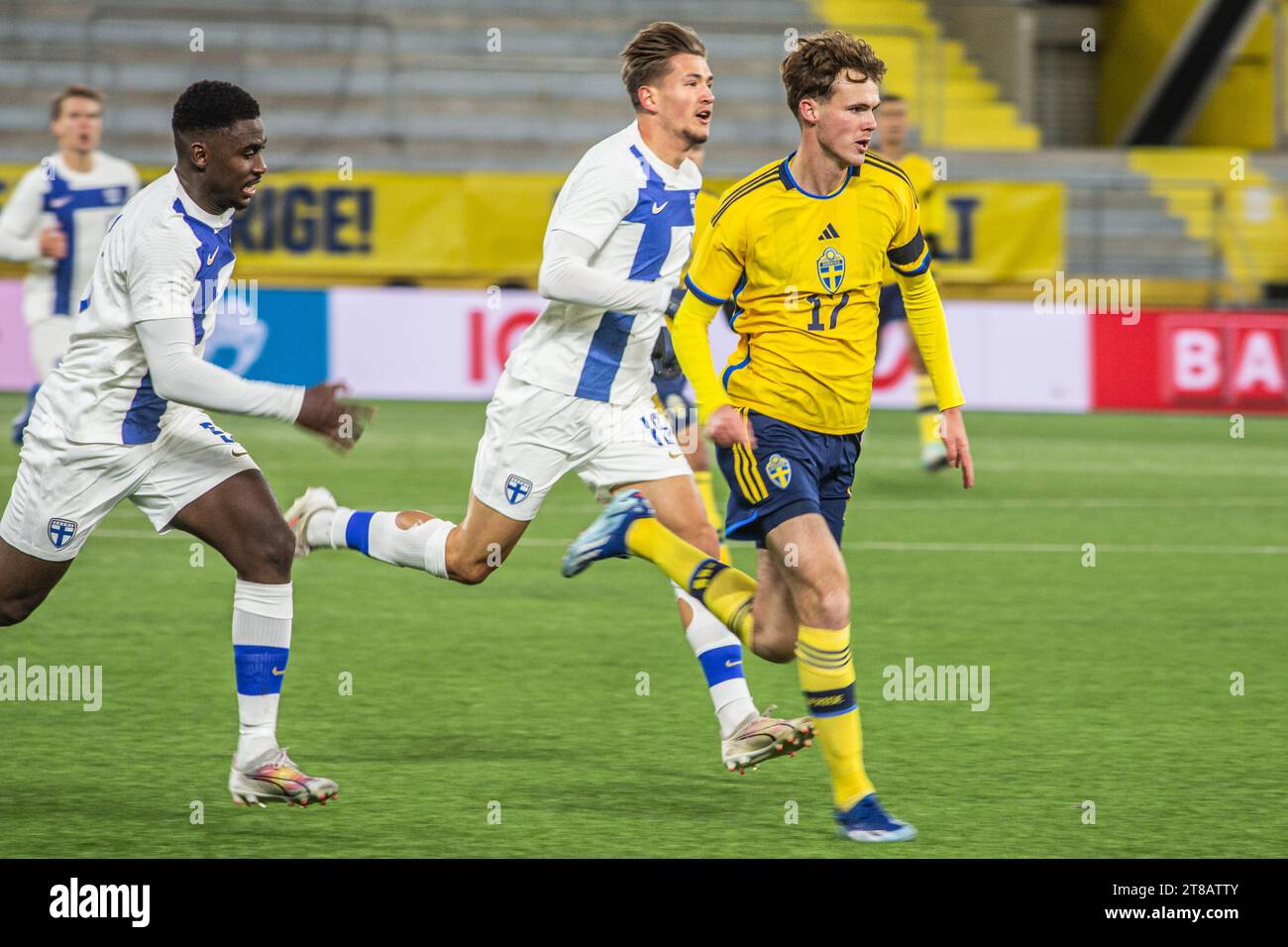 Boraas, Svezia. 16 novembre 2023. Williot Swedberg (17) di Svezia visto durante l'amichevole tra Svezia e Finlandia nella Boraas Arena di Boraas. (Foto: Gonzales Photo - Amanda Persson). Foto Stock