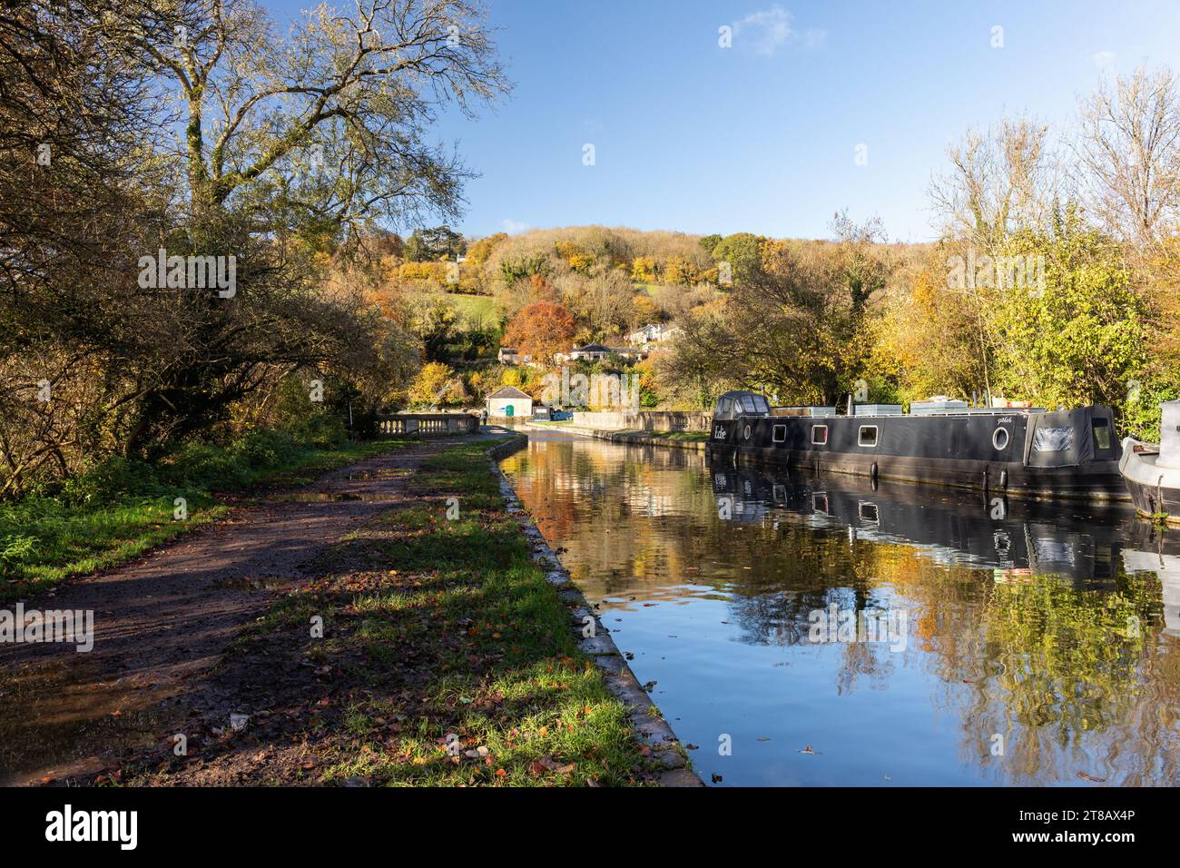 L'acquedotto di Dundas che trasporta il canale Kennet e Avon sul fiume Avon e la ferrovia della Wessex Main Line. A Scheduled Ancient Monument, Regno Unito Foto Stock