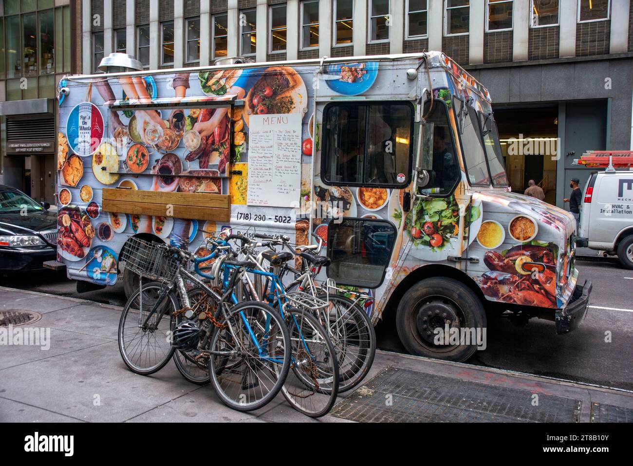 Il NYC Restaurant Food Truck Week Truck nel centro di Manhattan, New York. Come promozione per la NYC Restaurant Week, il camion venderà zuppe f Foto Stock