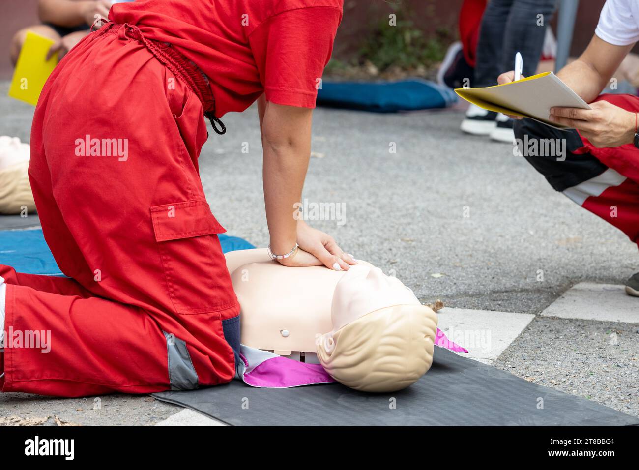 CPR e classe di pronto soccorso Foto Stock