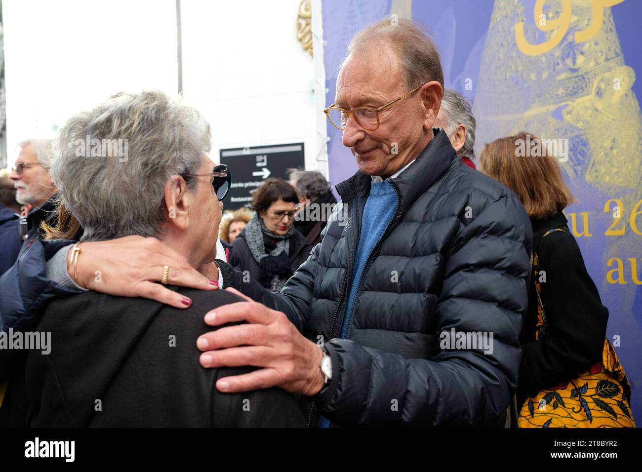 De nombreuses personnalités défilent à Paris pour la paix au moyen Orient. Une marche silencieuse organisée par le collectif "une autre voix" Foto Stock