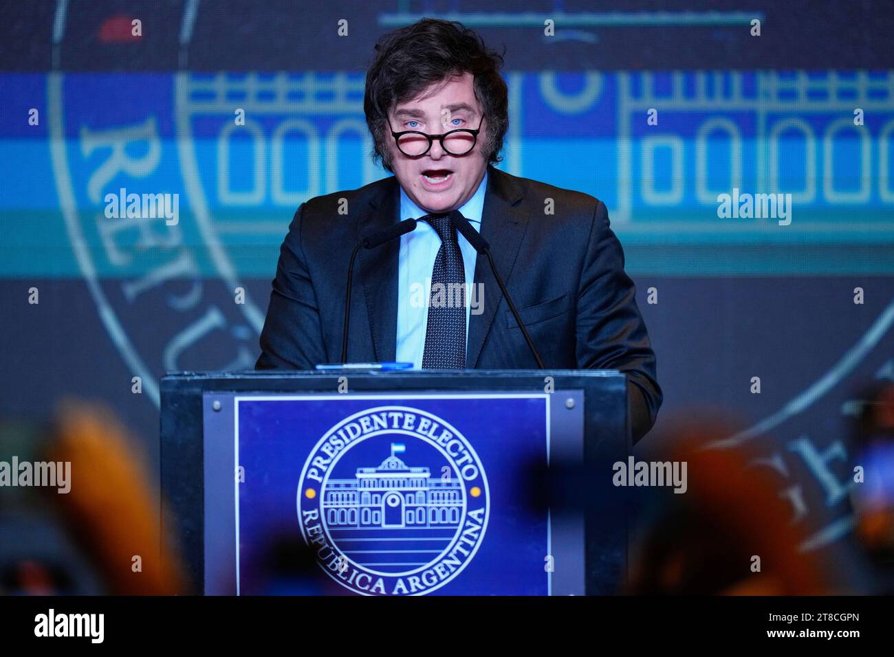 Presidential candidate of the Liberty Advances coalition Javier Milei speaks after his victory over Sergio Massa, Economy Minister and candidate of the ruling Peronist, party in a presidential runoff election in Buenos Aires, Argentina, Sunday, Nov. 19, 2023. (AP Photo/Natacha Pisarenko) Foto Stock