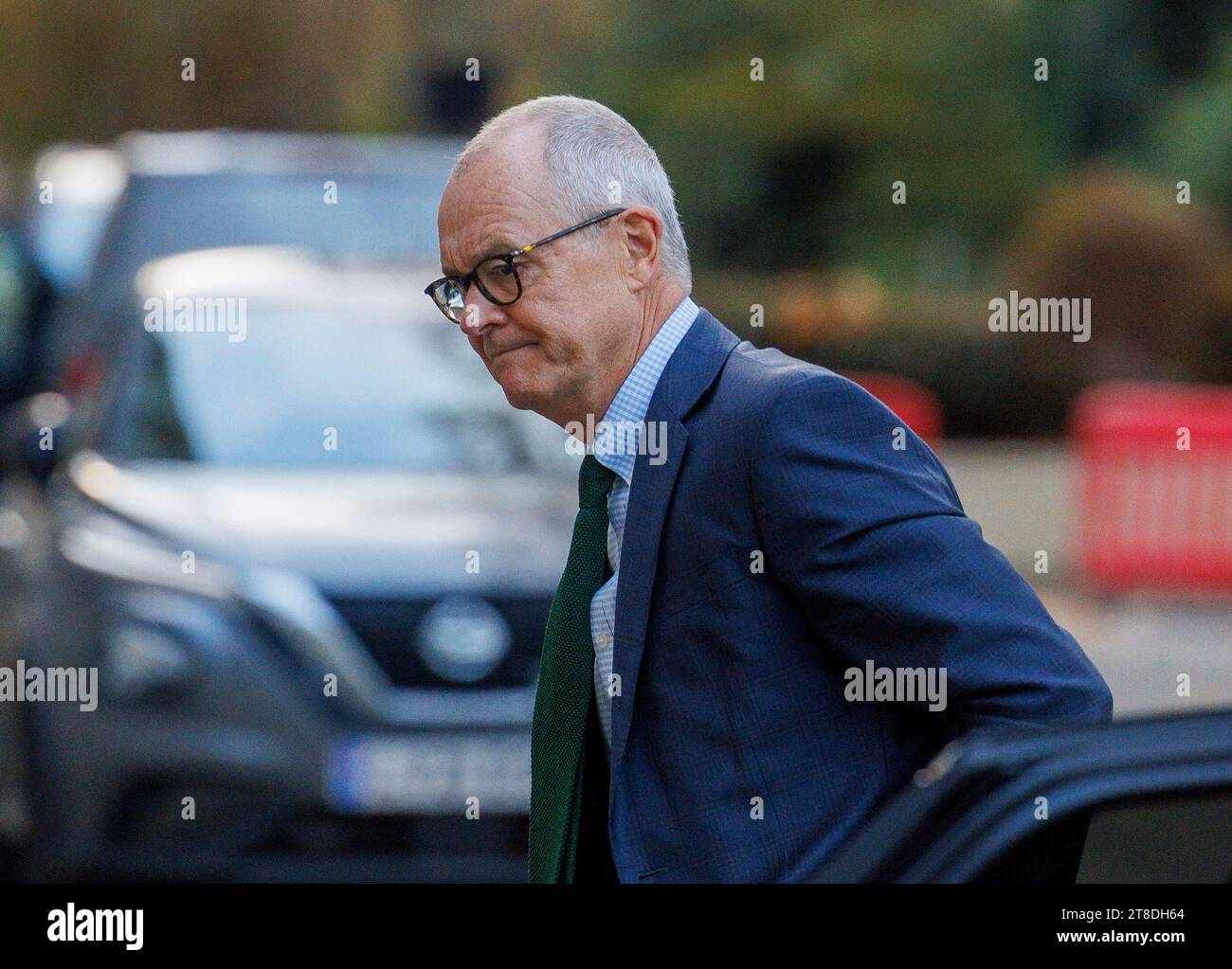 Londra, Regno Unito. 20 novembre 2023. Sir Patrick Vallance, consigliere scientifico capo del governo, arriva per testimoniare all'inchiesta Covid-19. Fu consigliere principale durante la pandemia quando Boris Johnson era primo ministro. Ha consegnato il suo diario come prova. Credito: Karl Black/Alamy Live News Foto Stock