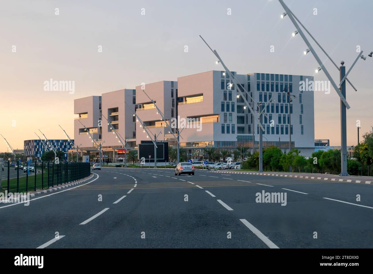 Doha, Qatar - 13 dicembre 2019: FIFA Football World Cup Building 2022. Simbolo Land Mark situato in Aspire zone Foto Stock