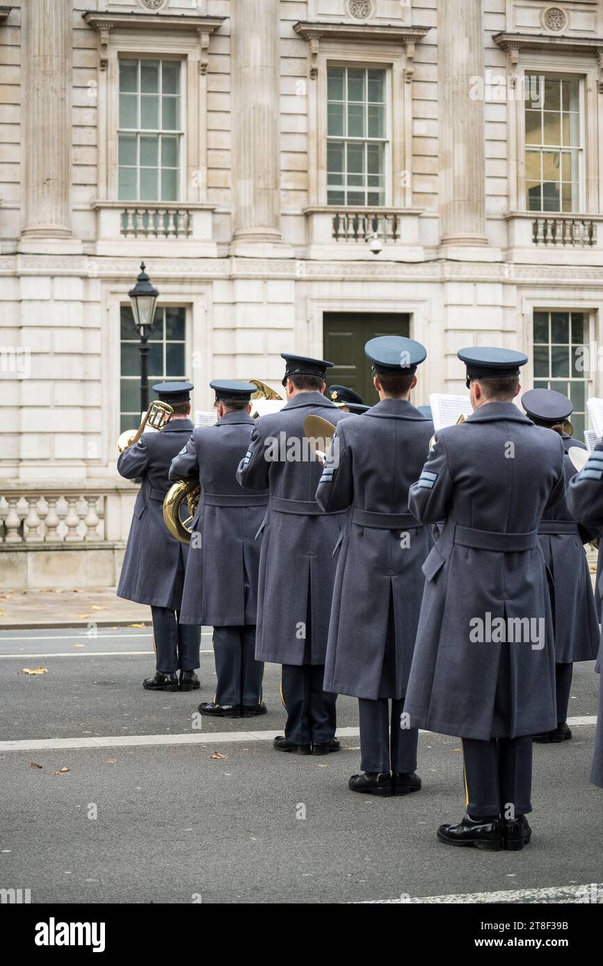 Band militare che suona musica all'AJEX Annual Parade & Ceremony al Cenotaph in onore dei membri ebrei delle forze armate britanniche, Londra, Regno Unito Foto Stock