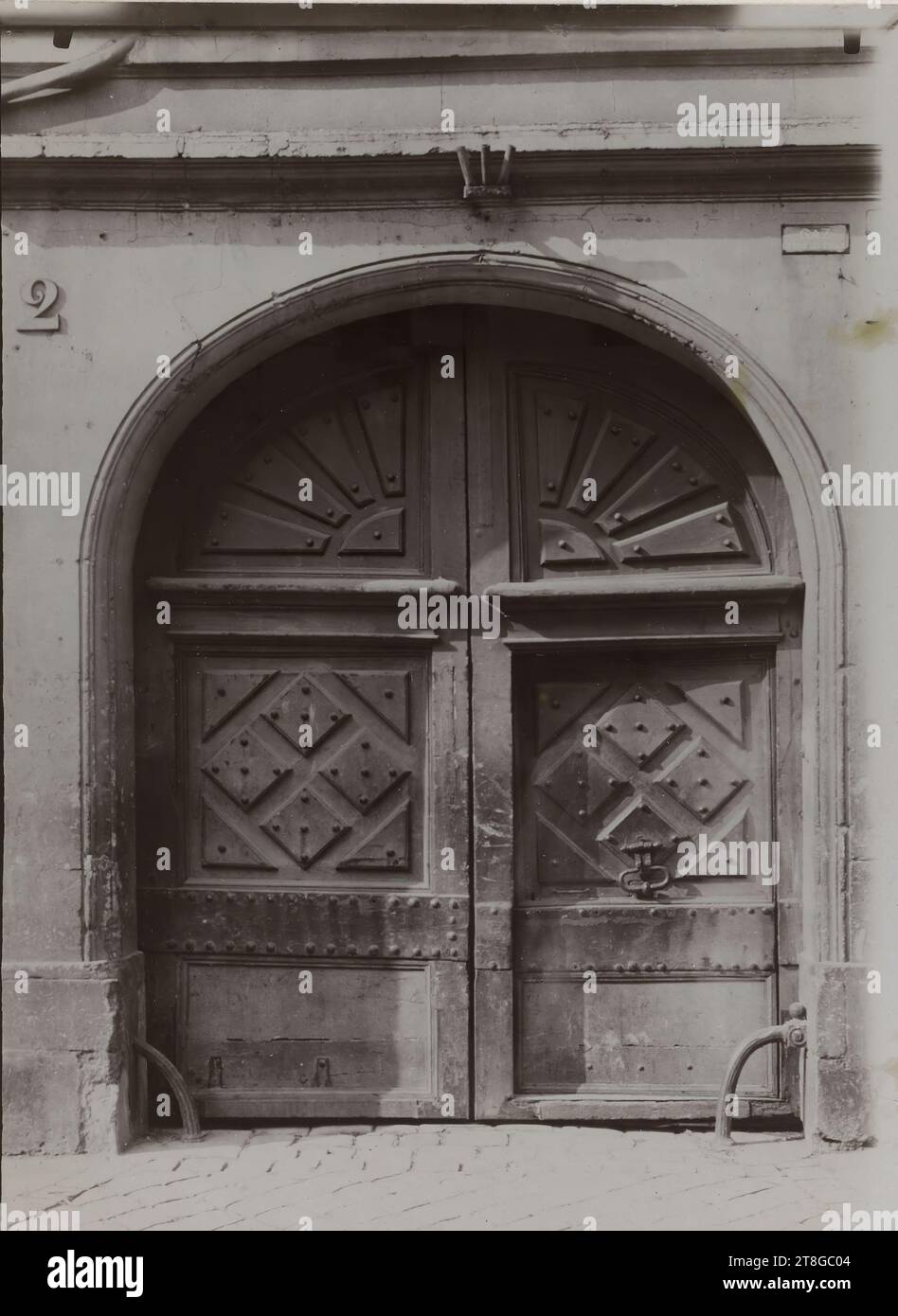 Gate, rue Chanoinesse, 4° arrondissement, Parigi, fotografo, EN 4-1901, Fotografia, Arti grafiche, Fotografia, dimensioni - lavoro: altezza: 17,8 cm, larghezza: 12,9 cm Foto Stock