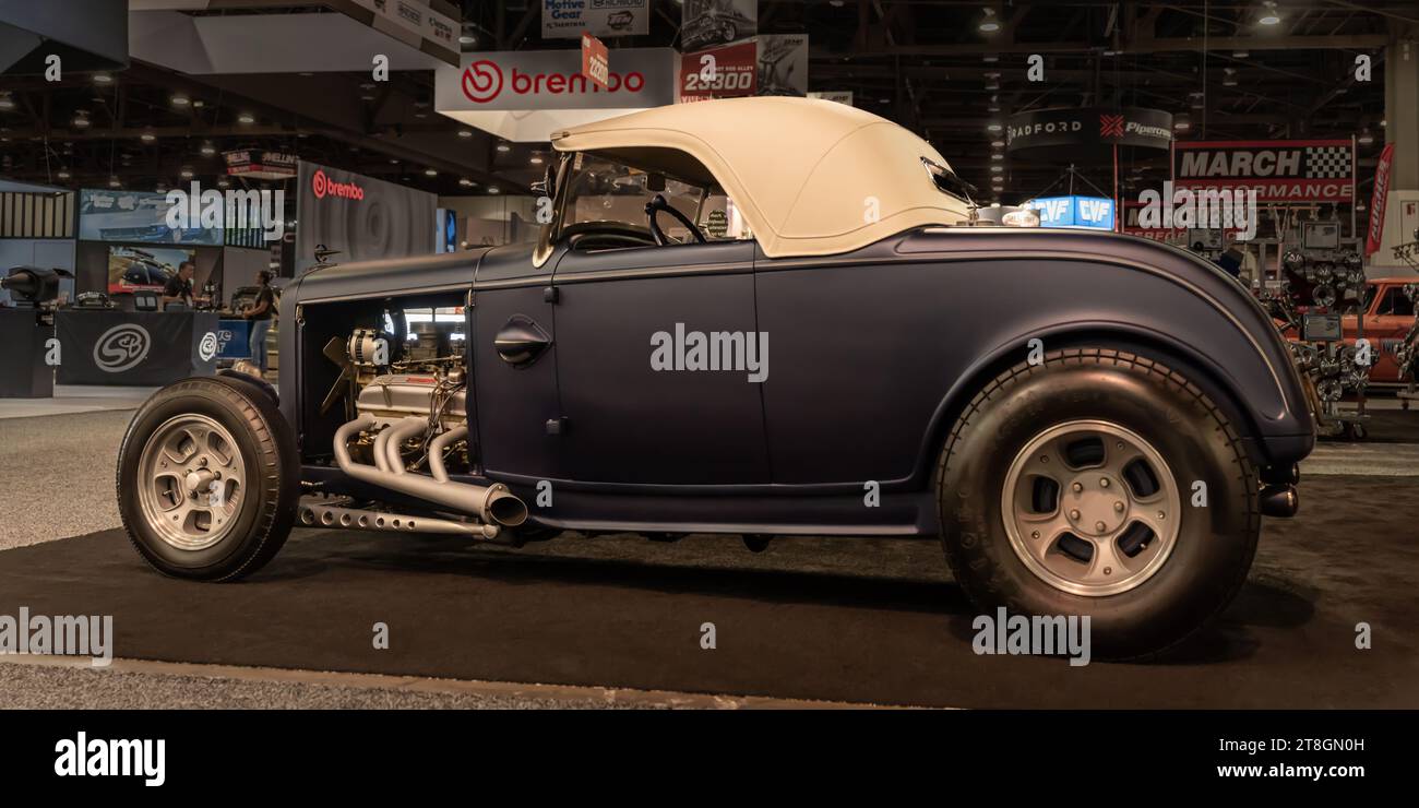 LAS VEGAS, NV/USA - 2 NOVEMBRE 2023: Stand: Brookville Roadster, fiera dell'auto Specialty Equipment Market Association (SEMA). Foto Stock
