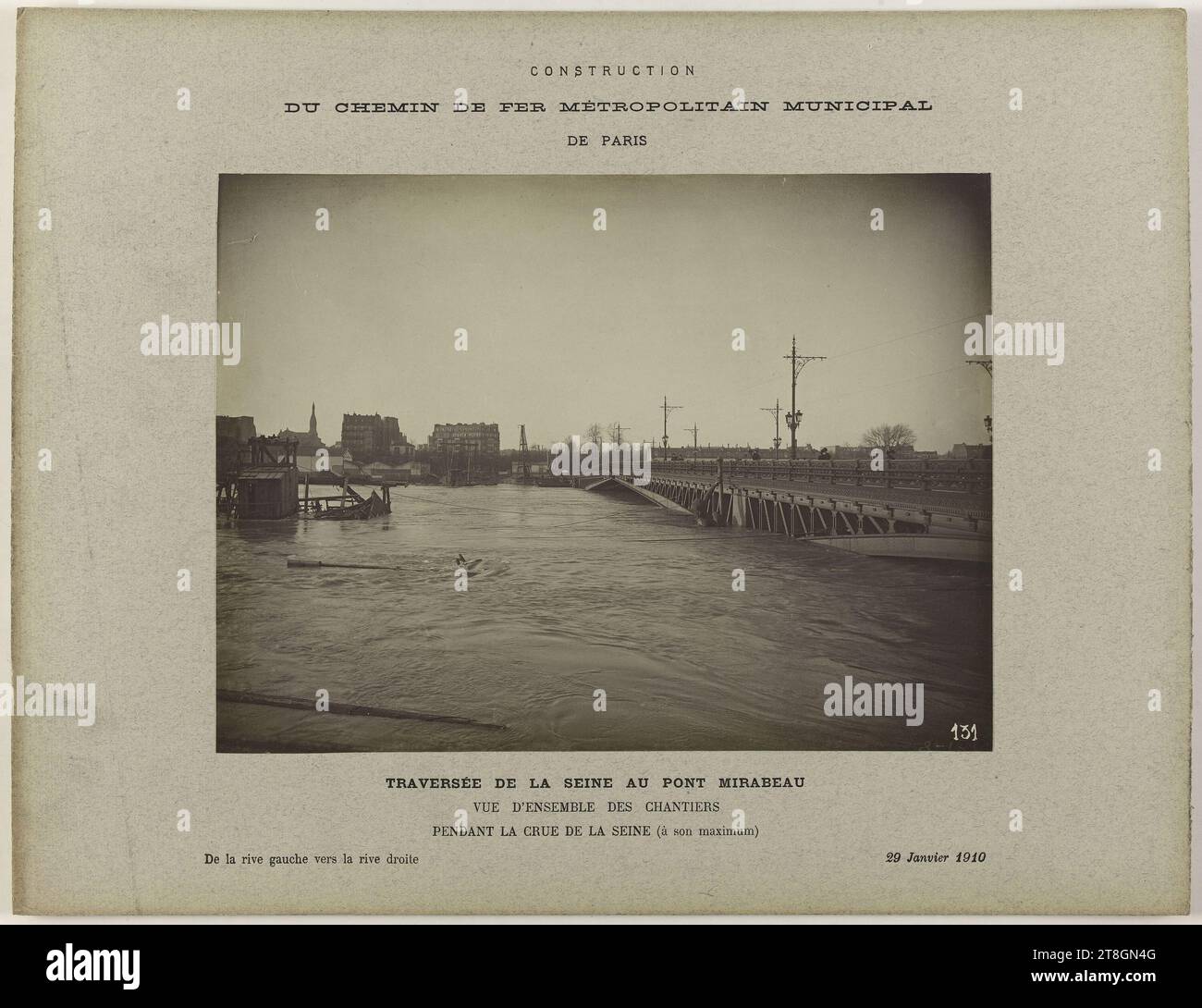 Vista dei lavori della metropolitana a Pont Mirabeau durante l'inondazione della Senna, gennaio 1910. XV arrondissement, Parigi, fotografo, nel 29-1-1910, XX secolo, fotografia, Arti grafiche, Fotografia, Gelatin-bromuro stampa argento, dimensioni - Opera: altezza: 17,2 cm, larghezza: 23 cm, dimensioni - montaggio:, altezza: 26,8 cm, larghezza: 34,6 cm Foto Stock