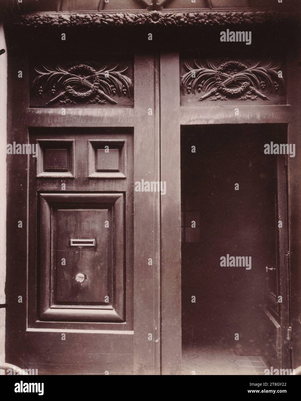 Porta. 7, rue Mazarine, 6th arrondissement, Paris, Atget, Eugène (Jean Eugène Auguste Atget), fotografo, Fotografia, arti grafiche, stampa in albume, dimensioni - lavoro: altezza: 21,9 cm, larghezza: 17,9 cm Foto Stock