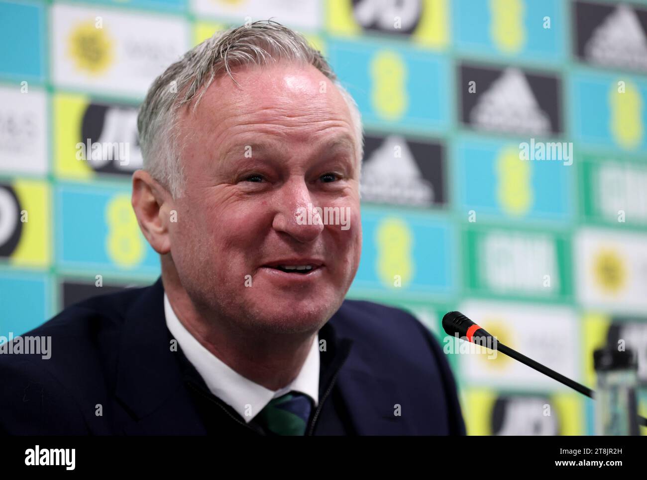 Il manager dell'Irlanda del Nord Michael o'Neill nella conferenza stampa dopo la partita di qualificazione a Euro 2024 al Windsor Park di Belfast. Data immagine: Lunedì 20 novembre 2023. Foto Stock