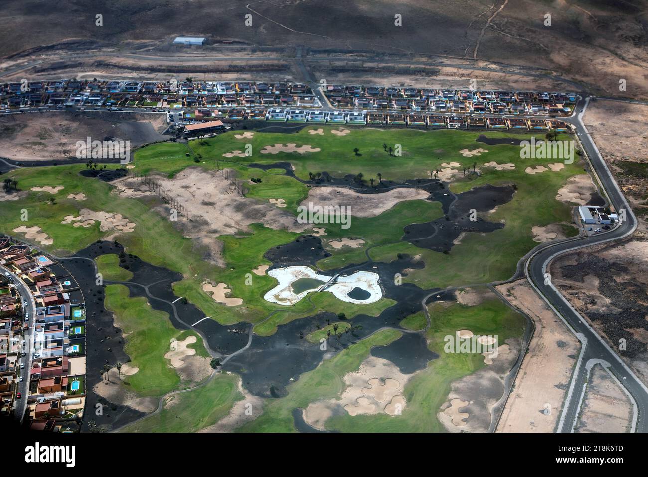 Campo da golf vicino a Caleta de Fustes, vista aerea, Isole Canarie, Fuerteventura Foto Stock