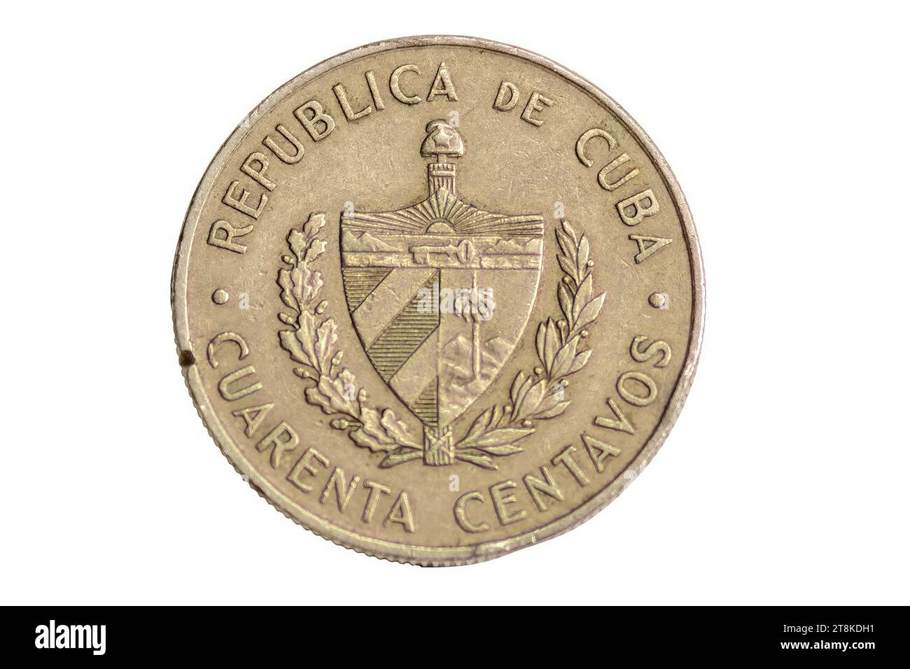 Quaranta centesimi di moneta cubana. Oggetto singolo in valuta vintage isolato in bianco Foto Stock