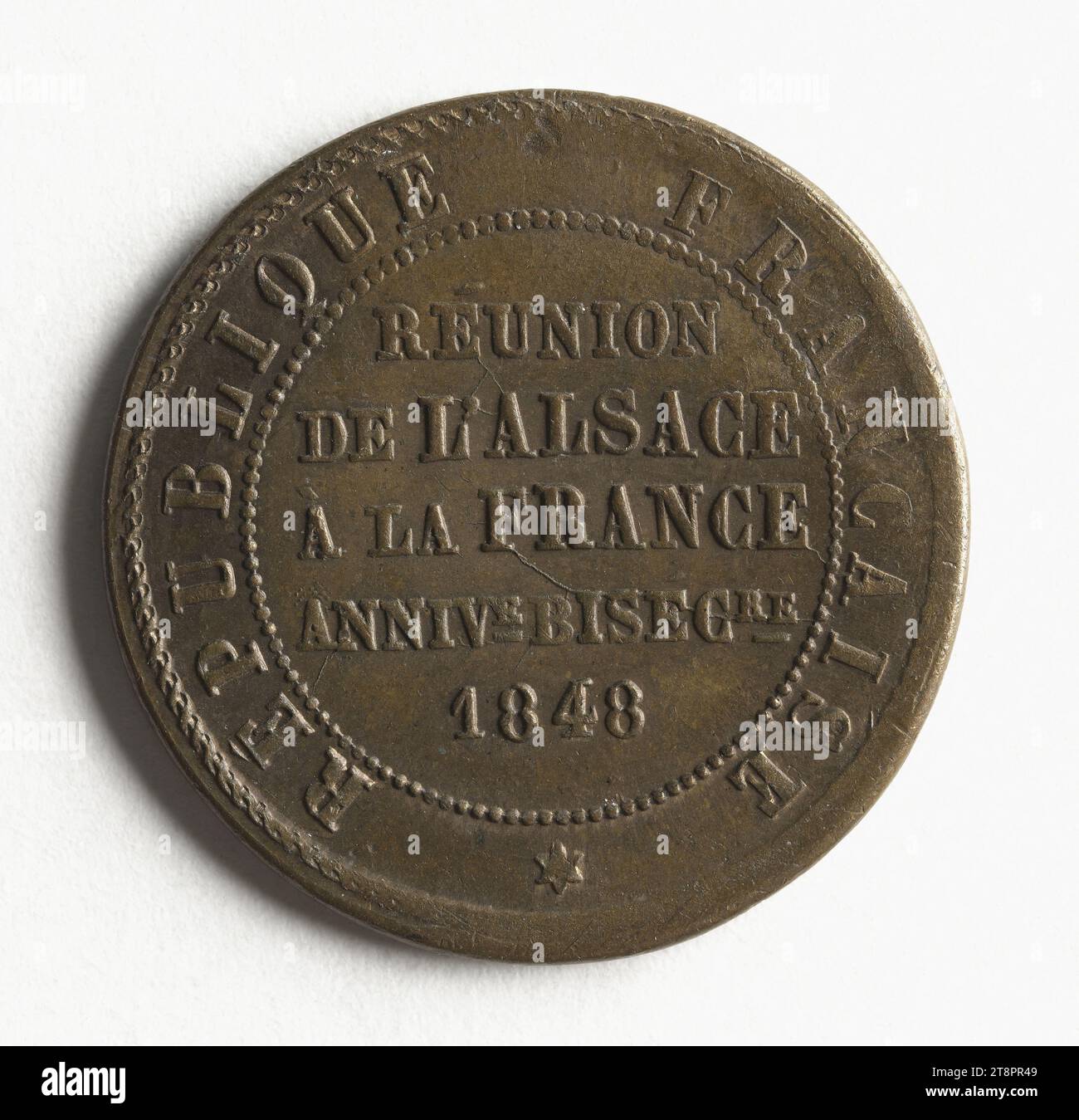 Anniversaire biséculaire du traité de Westphalie rattachant l'Alsace a la France, 24 ottobre 1848, Anonyme, Graveur en médailles, EN 1848, 19e siecle, Numismatique, Médaille, Cuivre blanc, Parigi, dimensioni - pezzo: diametro: 2,8 cm, peso (tipo formato): 6,39 g. Foto Stock