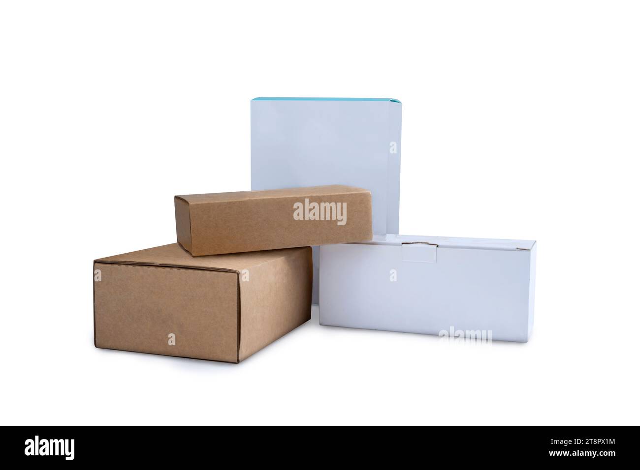 Scatola di cartone isolate su sfondo bianco Foto Stock