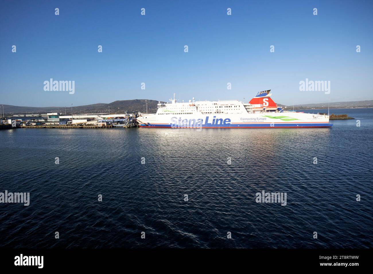 stena superfast vii belfast cairnryan ferry in porto presso il terminal stenaline porto di belfast, belfast, irlanda del nord, regno unito Foto Stock