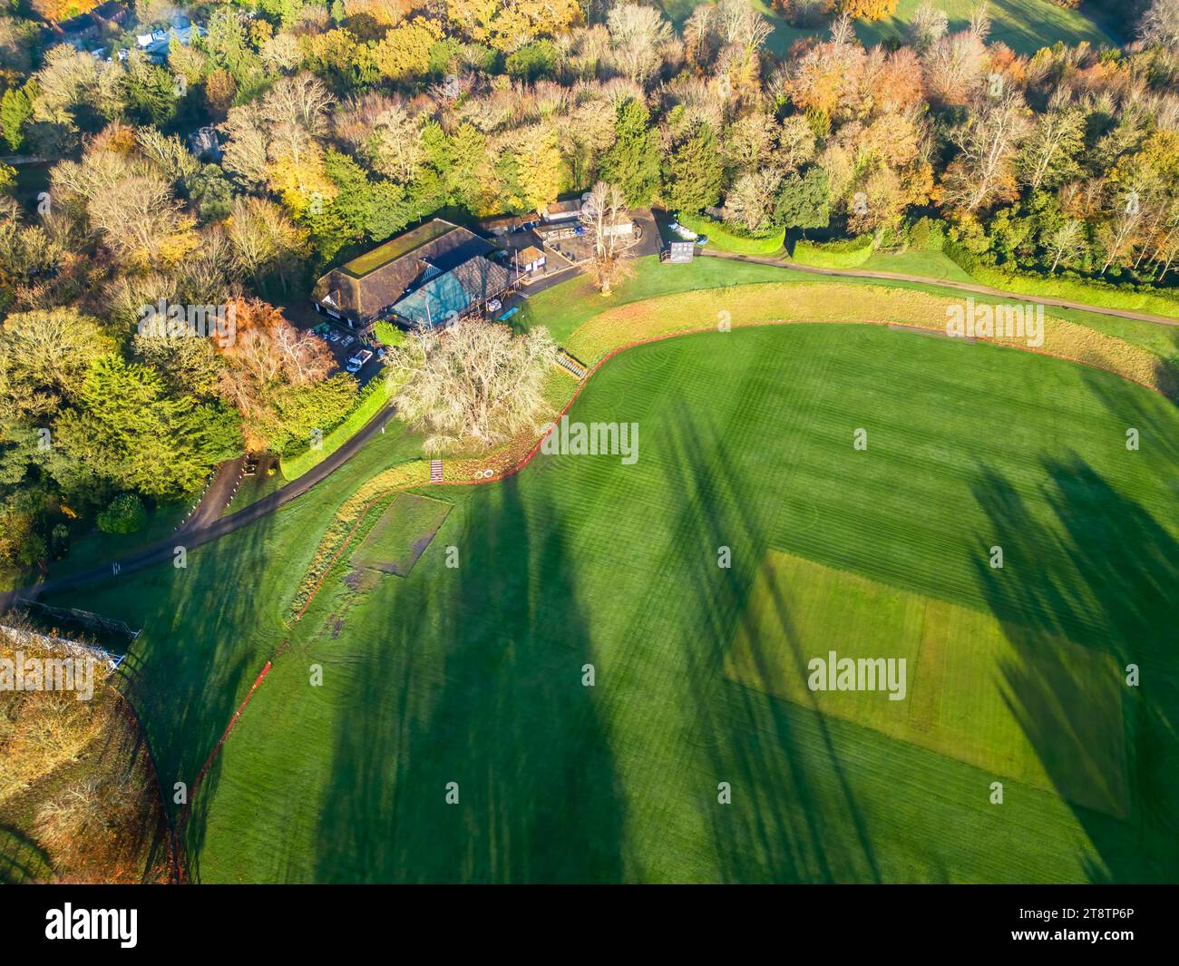 Lo spettacolare campo da cricket del castello di Arundel nel parco Arundel West Sussex Foto Stock